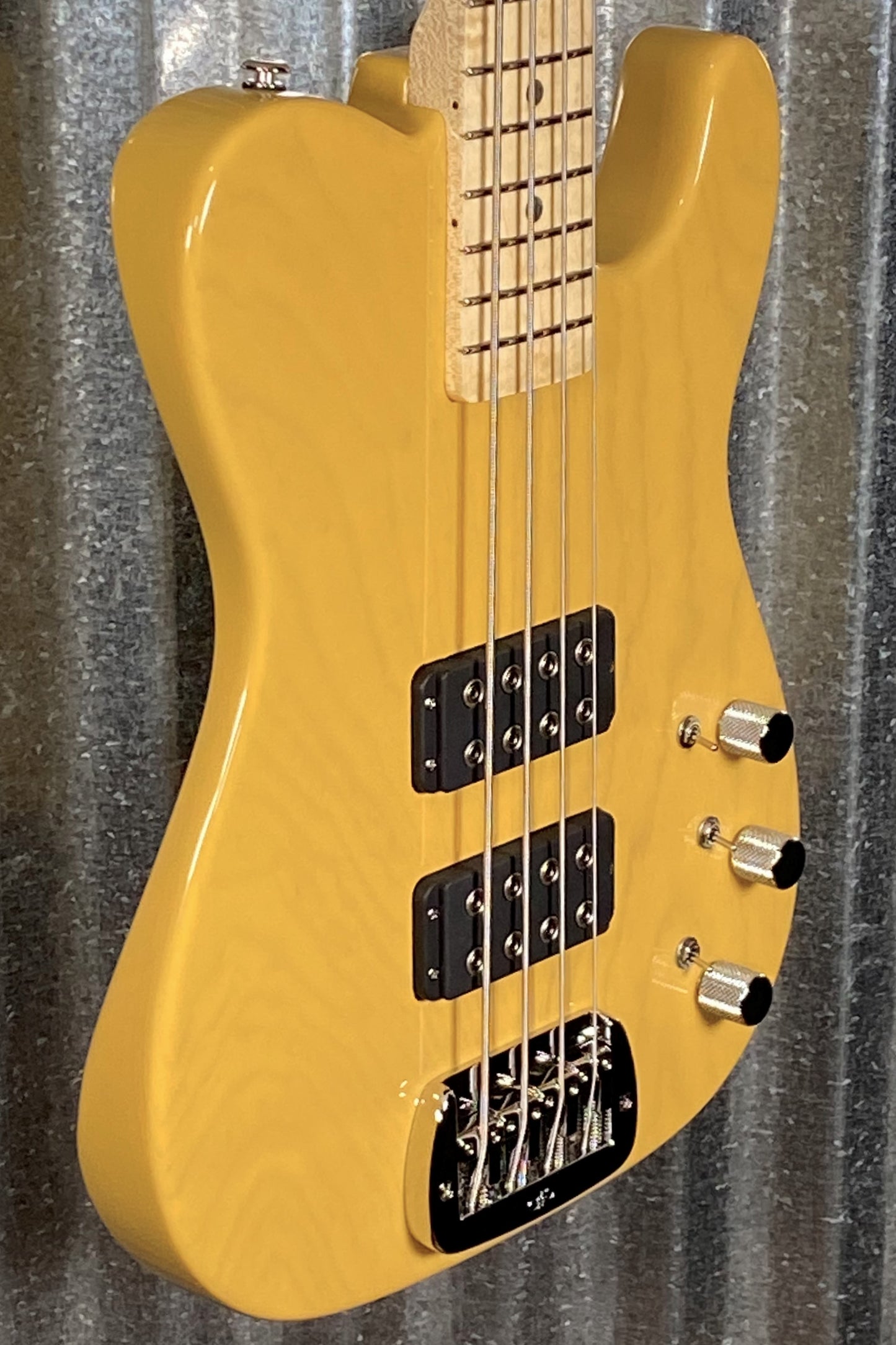 G&L USA ASAT Bass Butterscotch Blonde 4 String & Case #7027