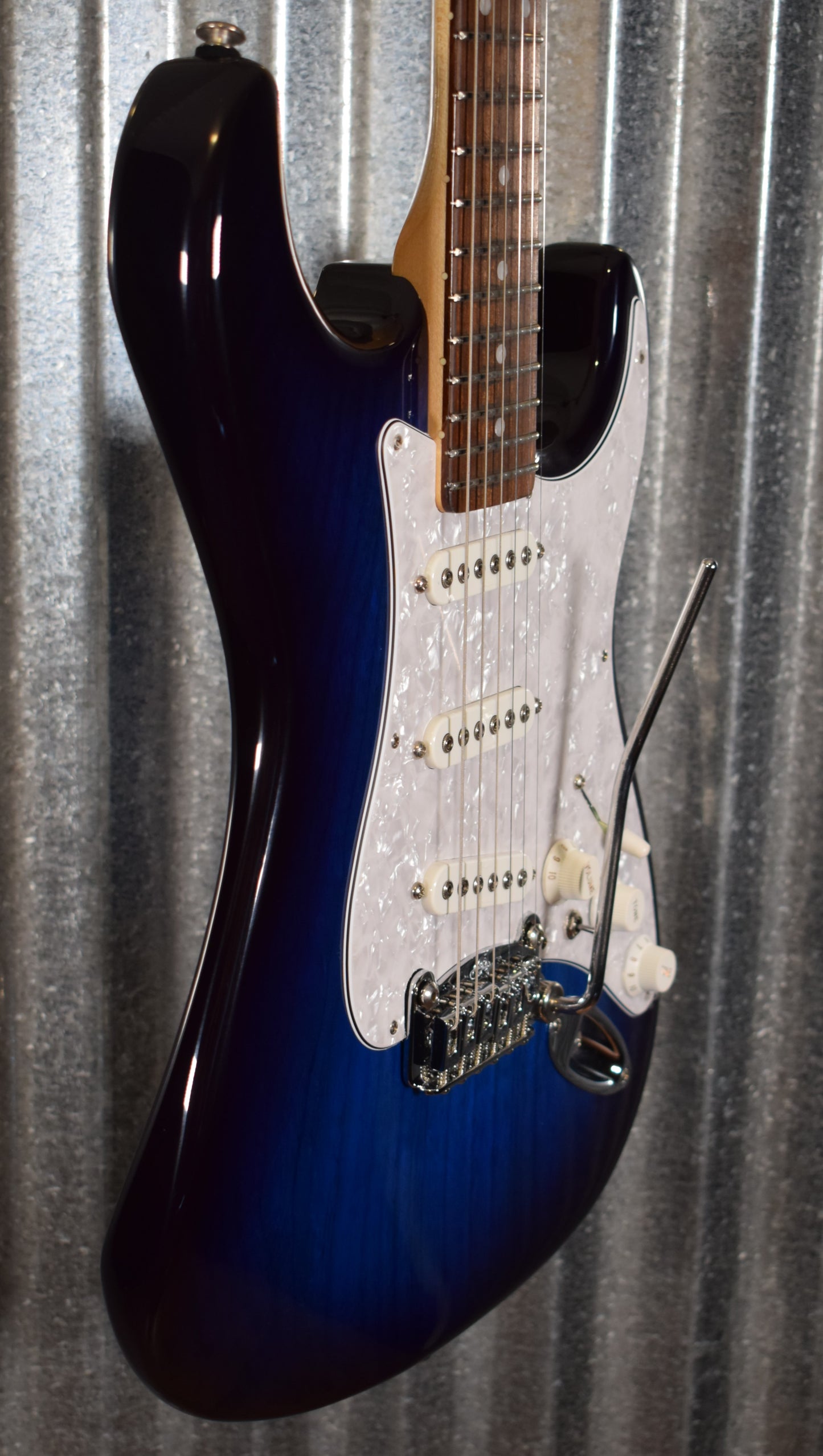 G&L USA Fullerton Deluxe S-500 Blueburst Guitar & Case S500 #5055