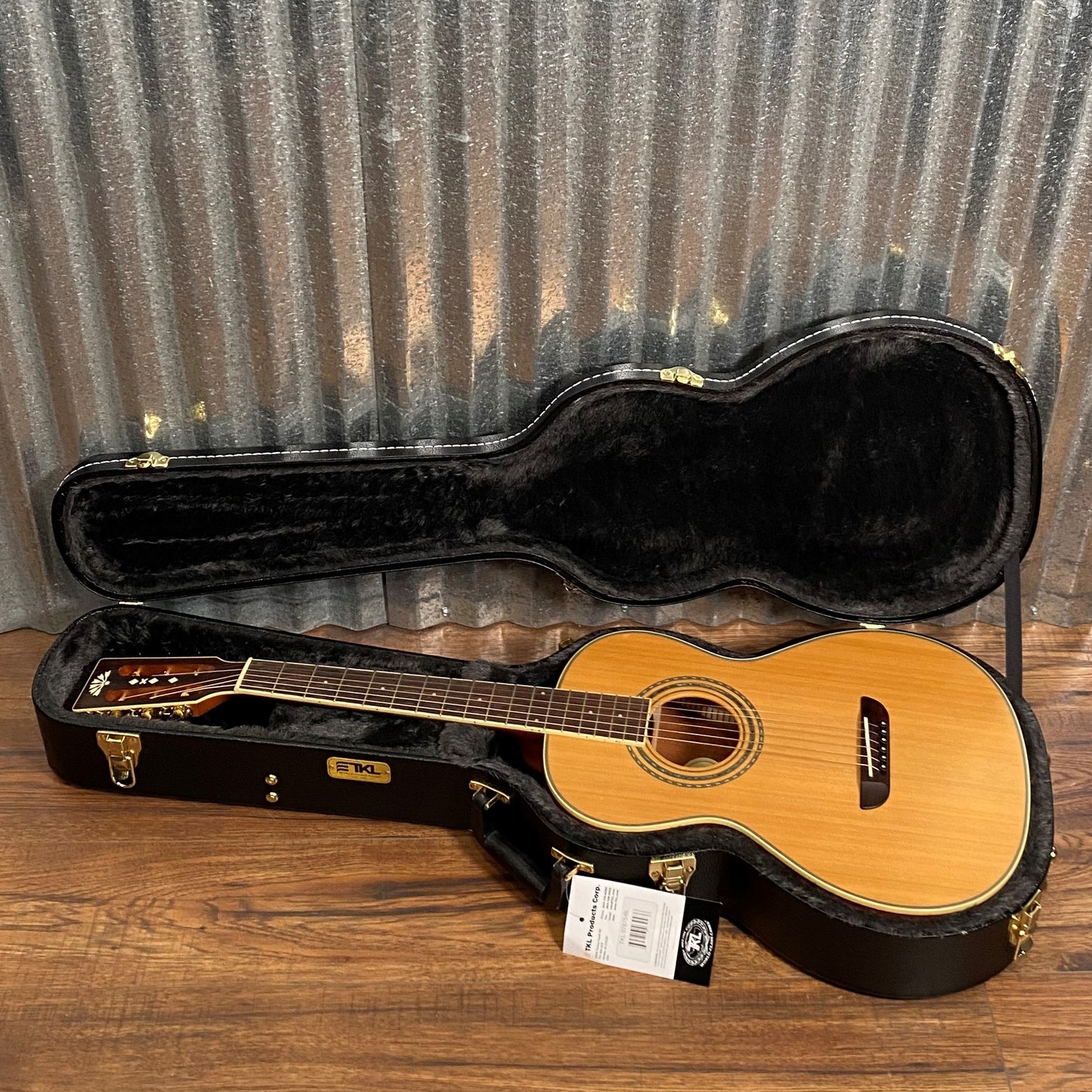 TKL Cases 7875 Premier Parlor Guitar Hardshell Case