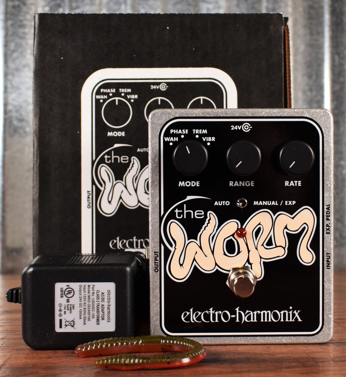 Electro-Harmonix EHX Worm Analog Wah Phaser Vibrato Tremolo Guitar Effect Pedal