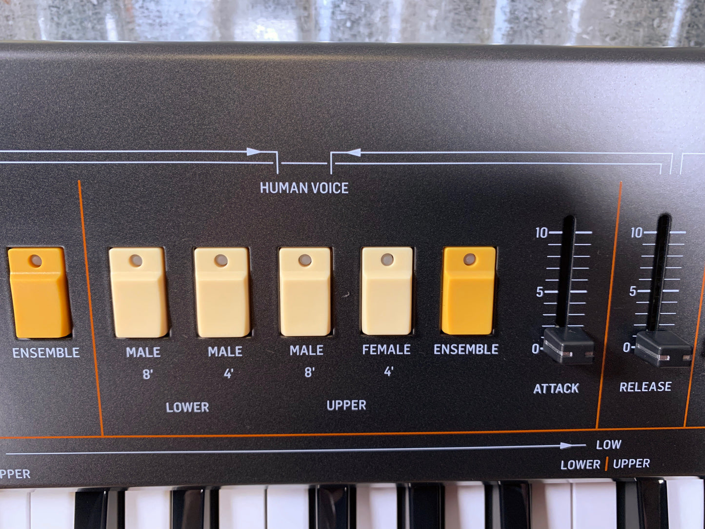 Behringer Vocoder VC340 Authentic 80's Analog Vocoder Synthesizer