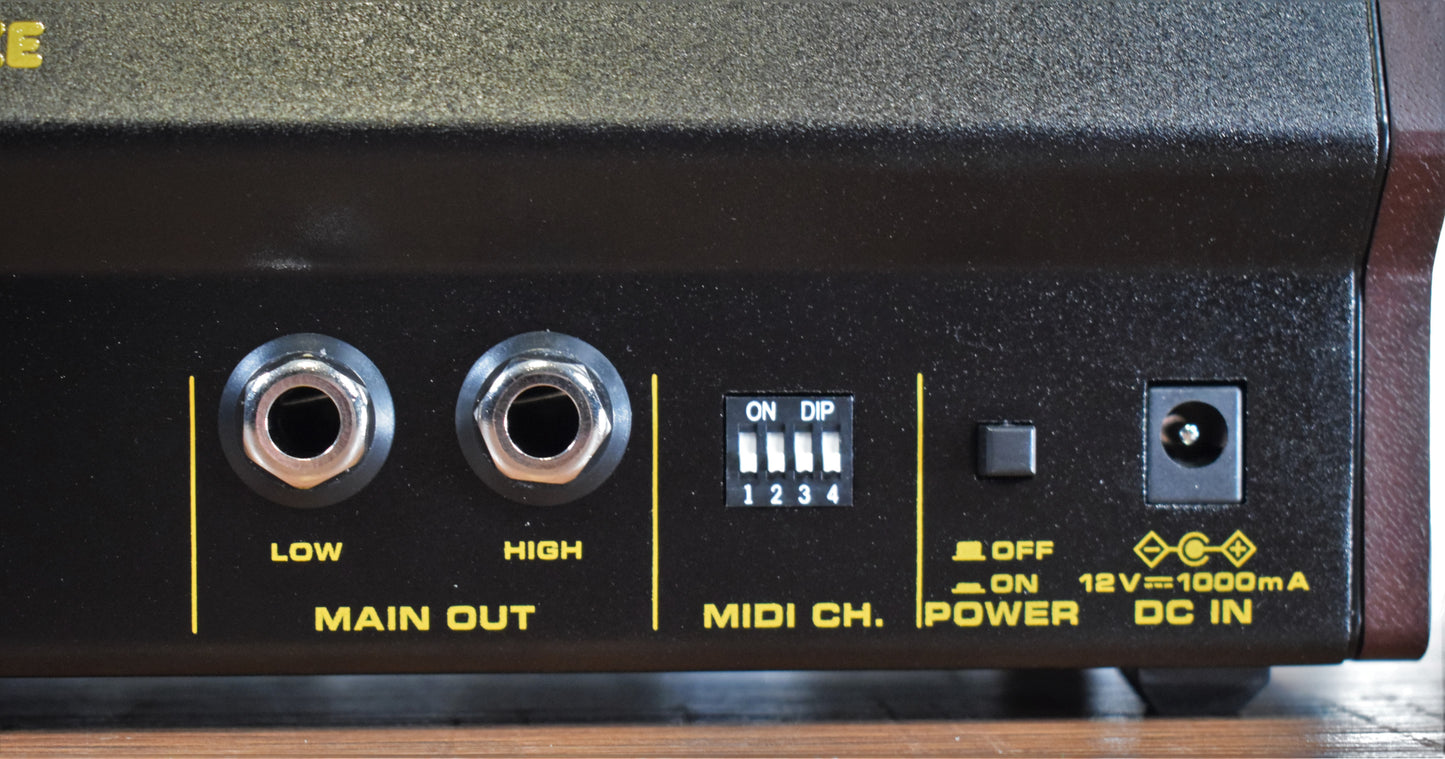 Behringer Wasp Deluxe Analog Synthesizer