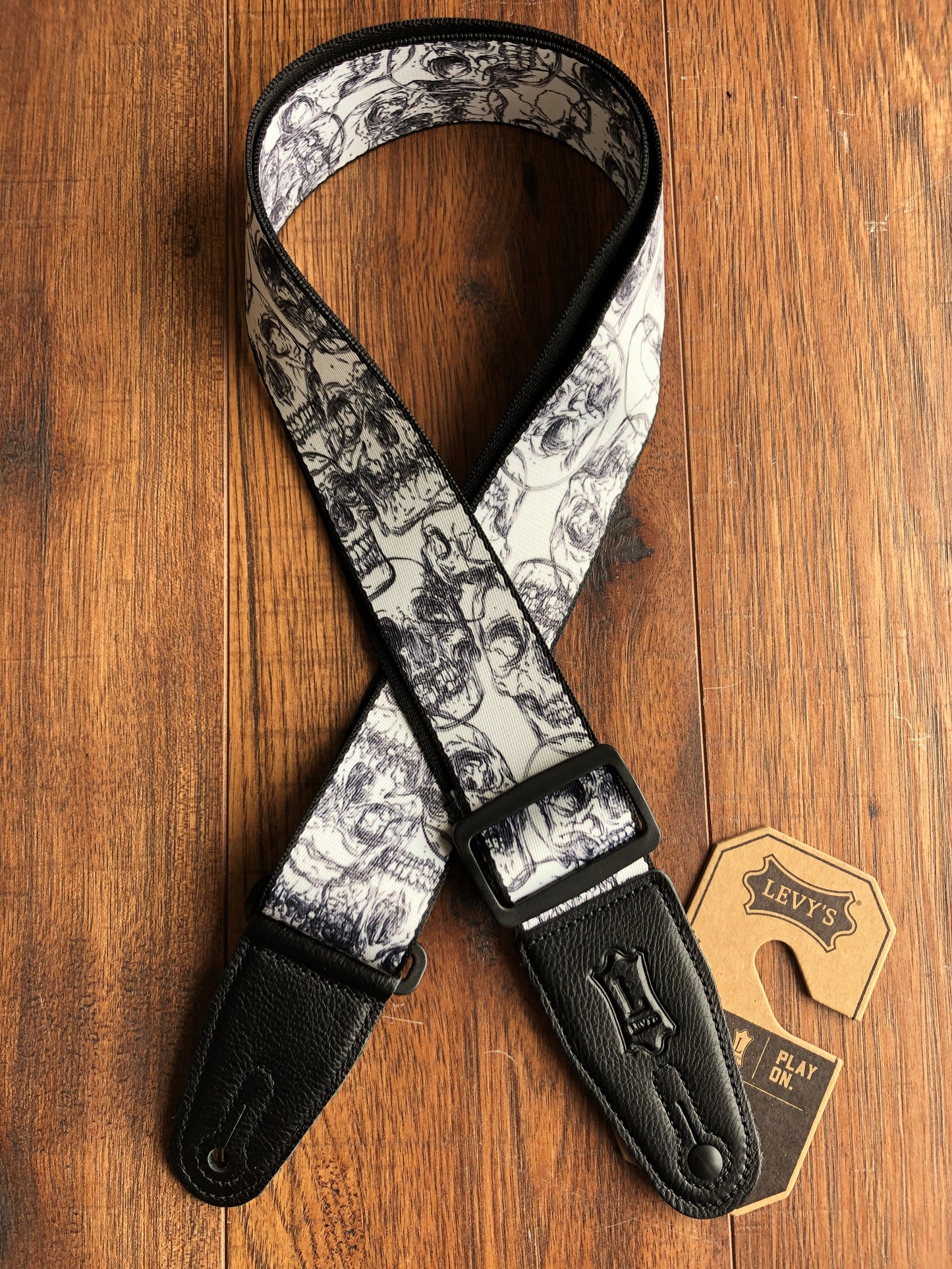 Levy's MPD2-048 2" Adjustable Print Poly Guitar & Bass Strap Skulls White