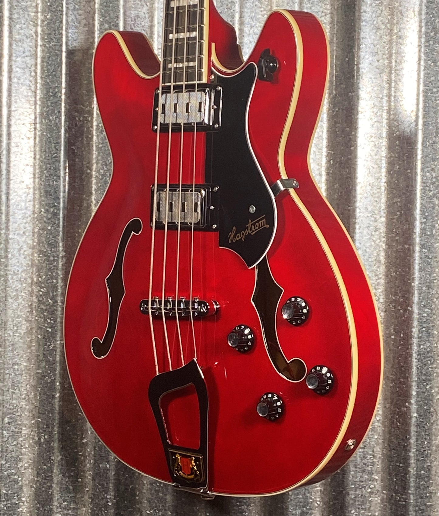 Hagstrom VIKB-WCT Viking 4 String Semi Hollow Short Scale Bass Wild Cherry Transparent #0622