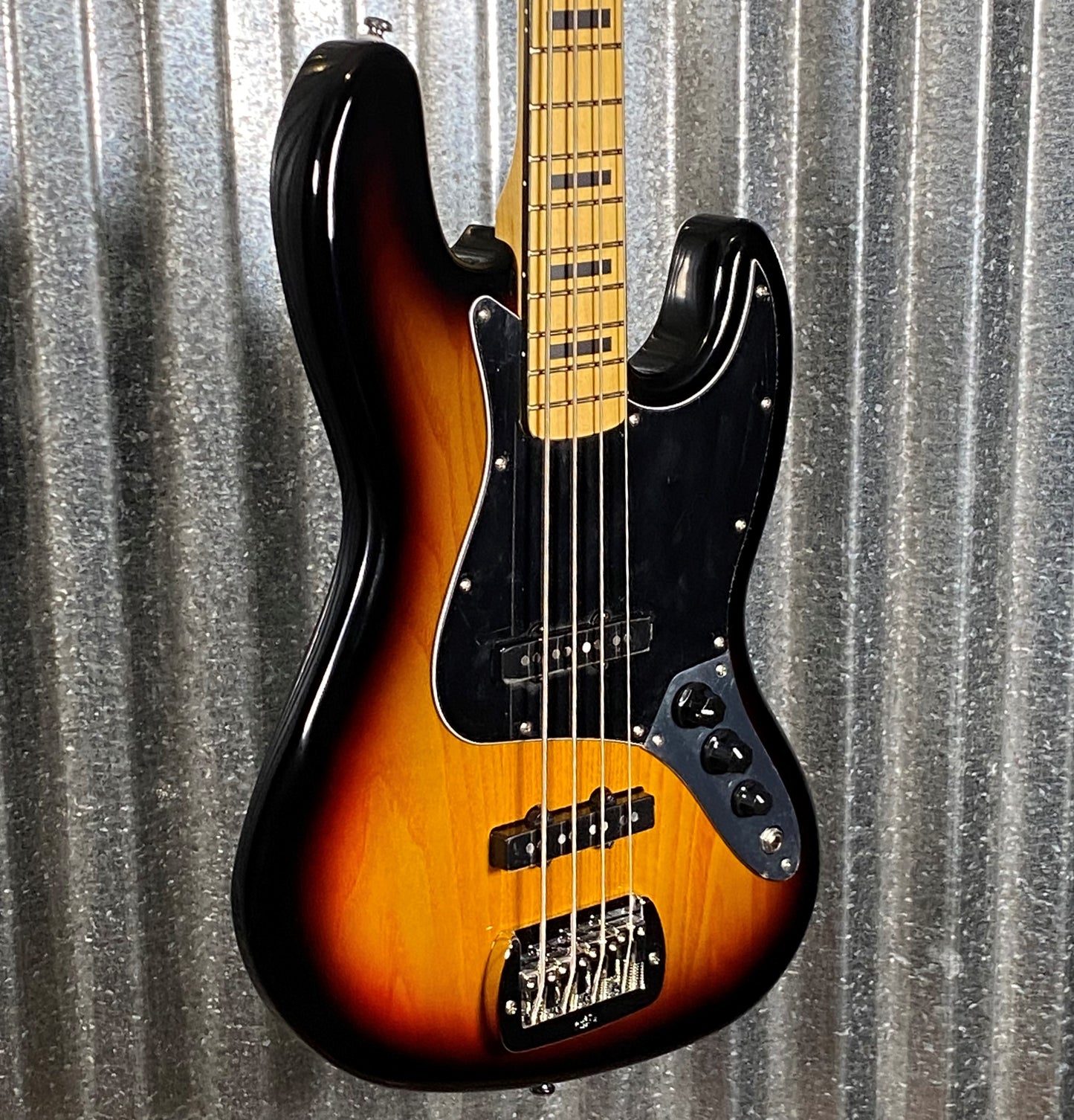 G&L Tribute JB 4 String Jazz Bass 3 Tone Sunburst #4702