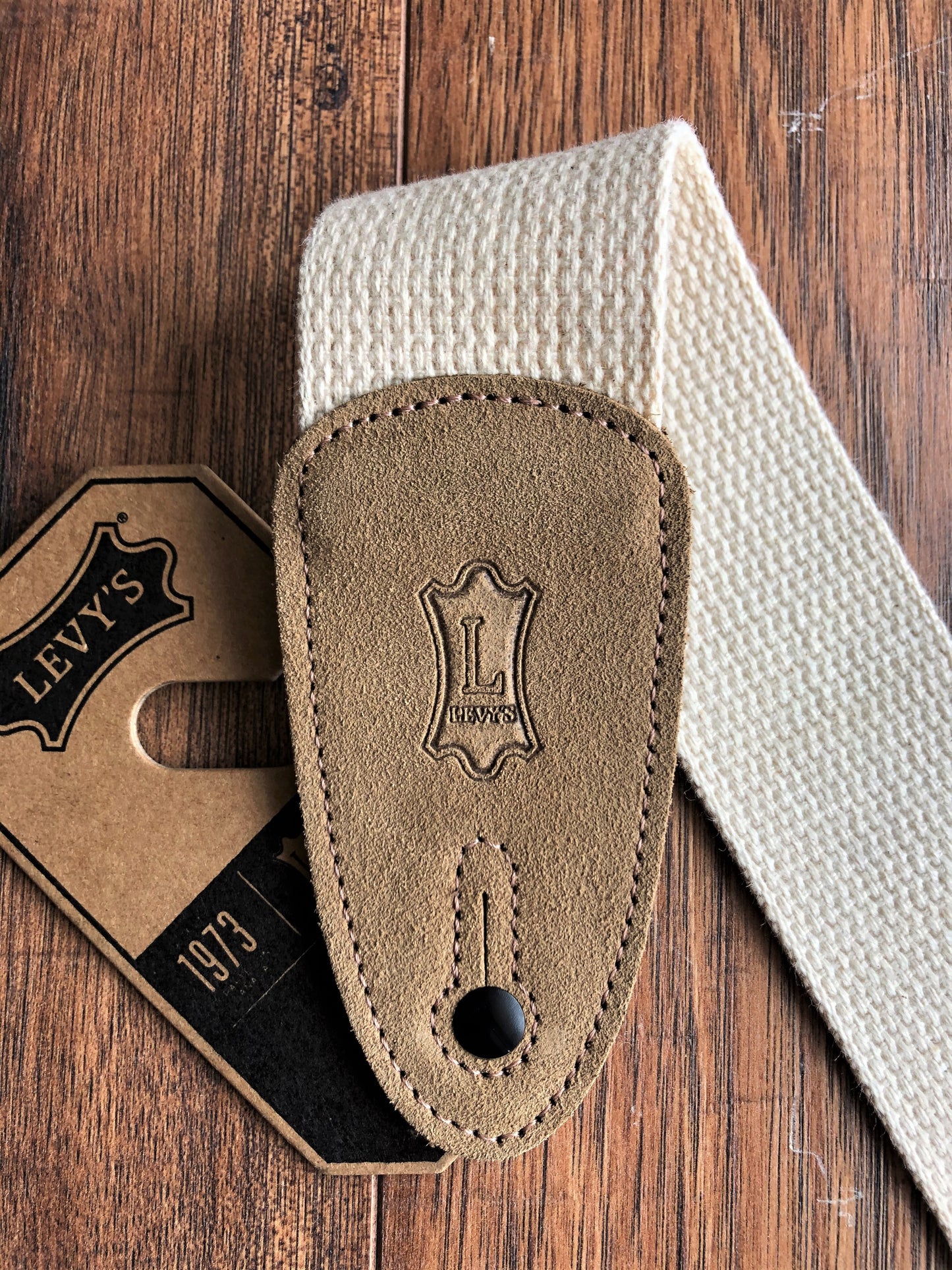 Levy's MC8-NAT 2" Adjustable Cotton Guitar & Bass Strap Natural