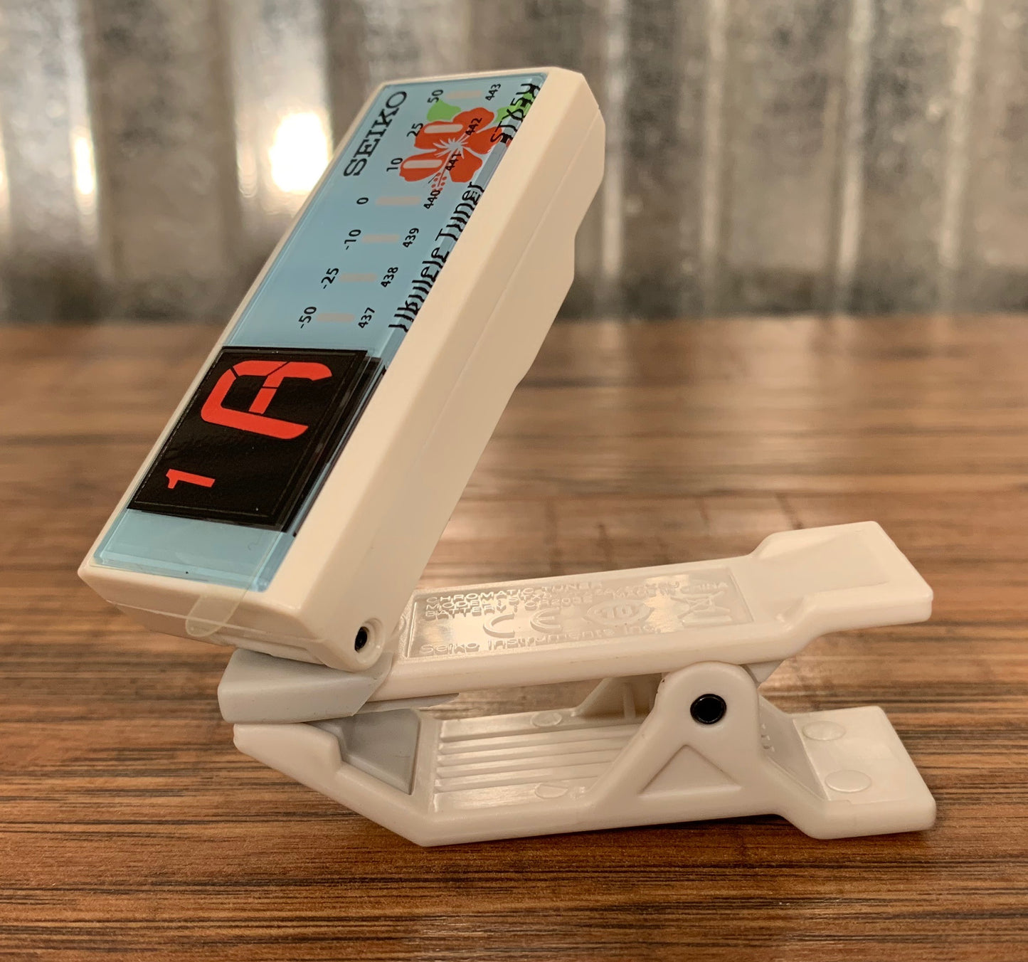 Seiko STX5UWE Clip On Digital LED Ukulele Tuner White