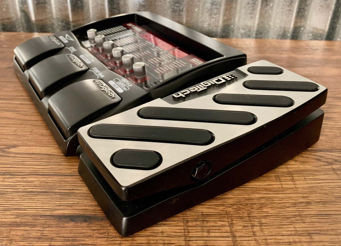 Digitech BP355 Bass Multi Effect Pedal with Expression B Stock
