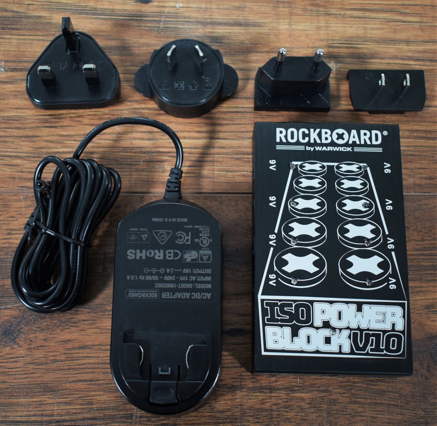 Warwick Rockboard Power Block ISOLATED V10 Outlet 9-18v Guitar Effect Pedal Pedalboard Power Supply