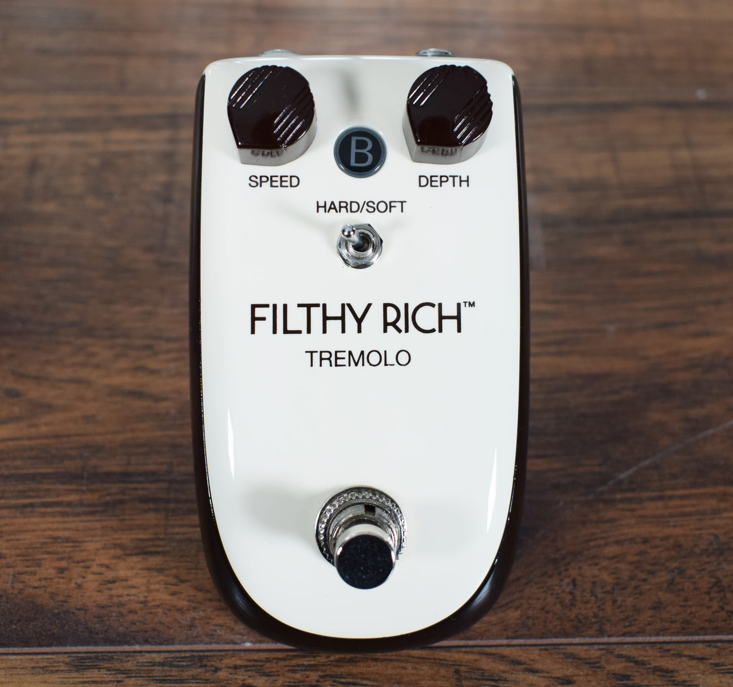 Danelectro Billionaire BT-1 Filthy Rich Tremolo Guitar Effect Pedal Demo #1