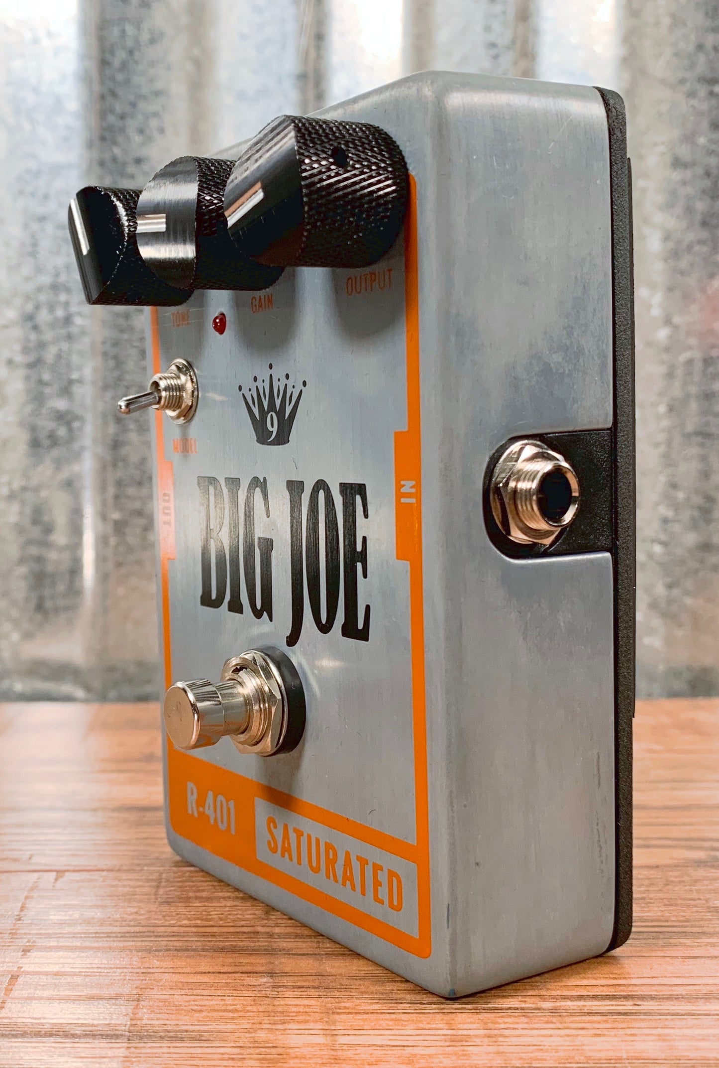 Big Joe Stomp Box Company Analog Saturated R-401 Raw Series Distortion Guitar Effects Pedal