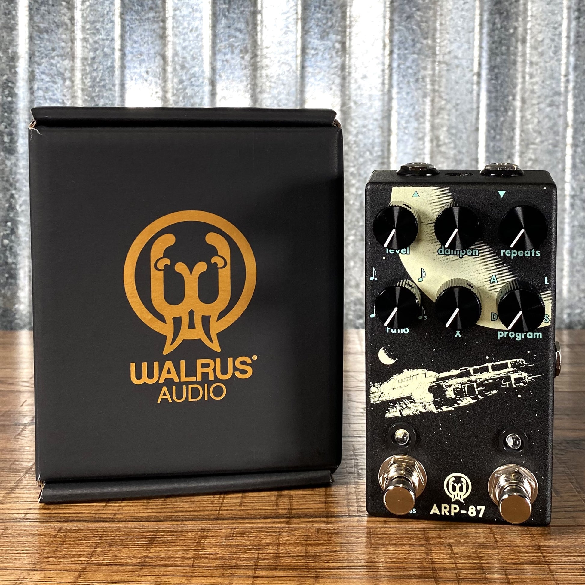 arp pedal Walrus Audio ARP-87 Multi-Function Delay Guitar Effect Pedal – Specialty Traders
