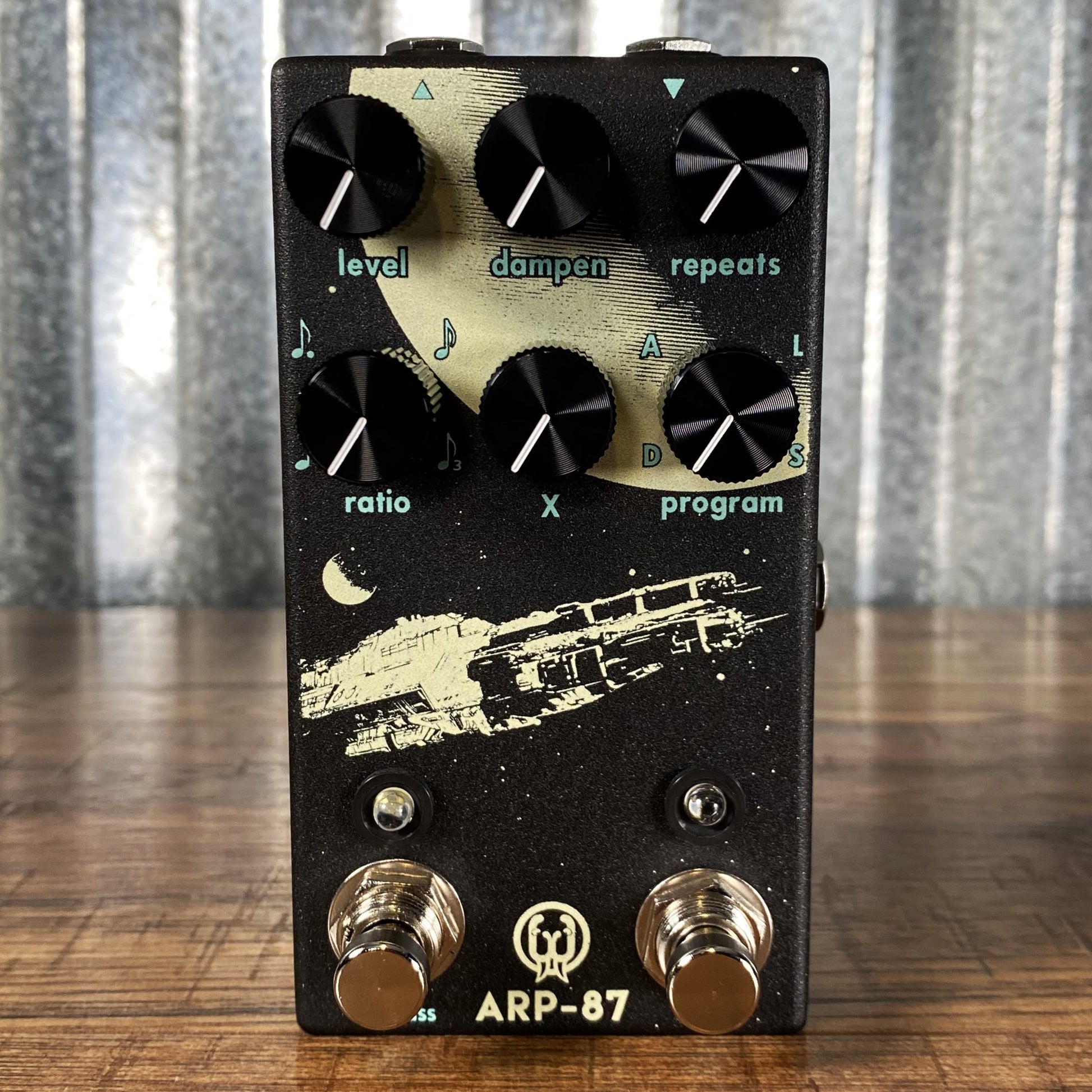 arp pedal Walrus Audio ARP-87 Multi-Function Delay Guitar Effect Pedal – Specialty Traders