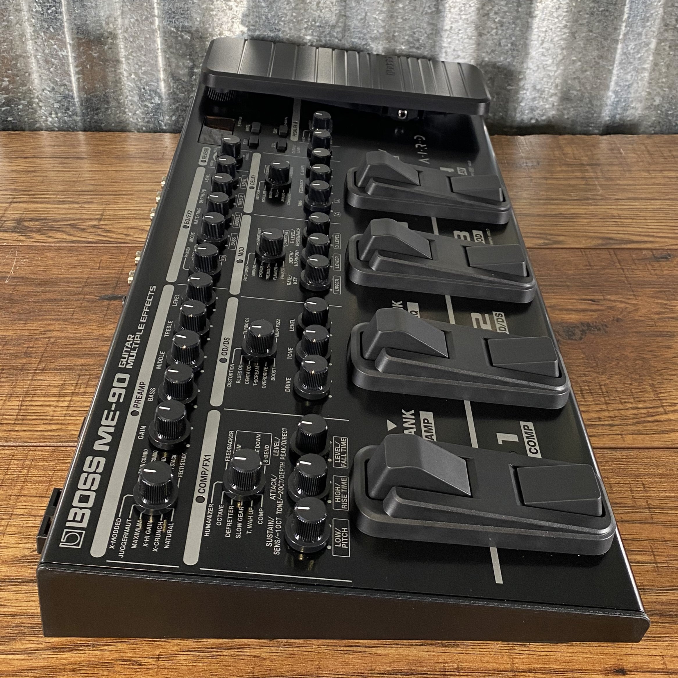 Boss ME-90 Multi Effect Guitar Processor Effect Pedal – Specialty