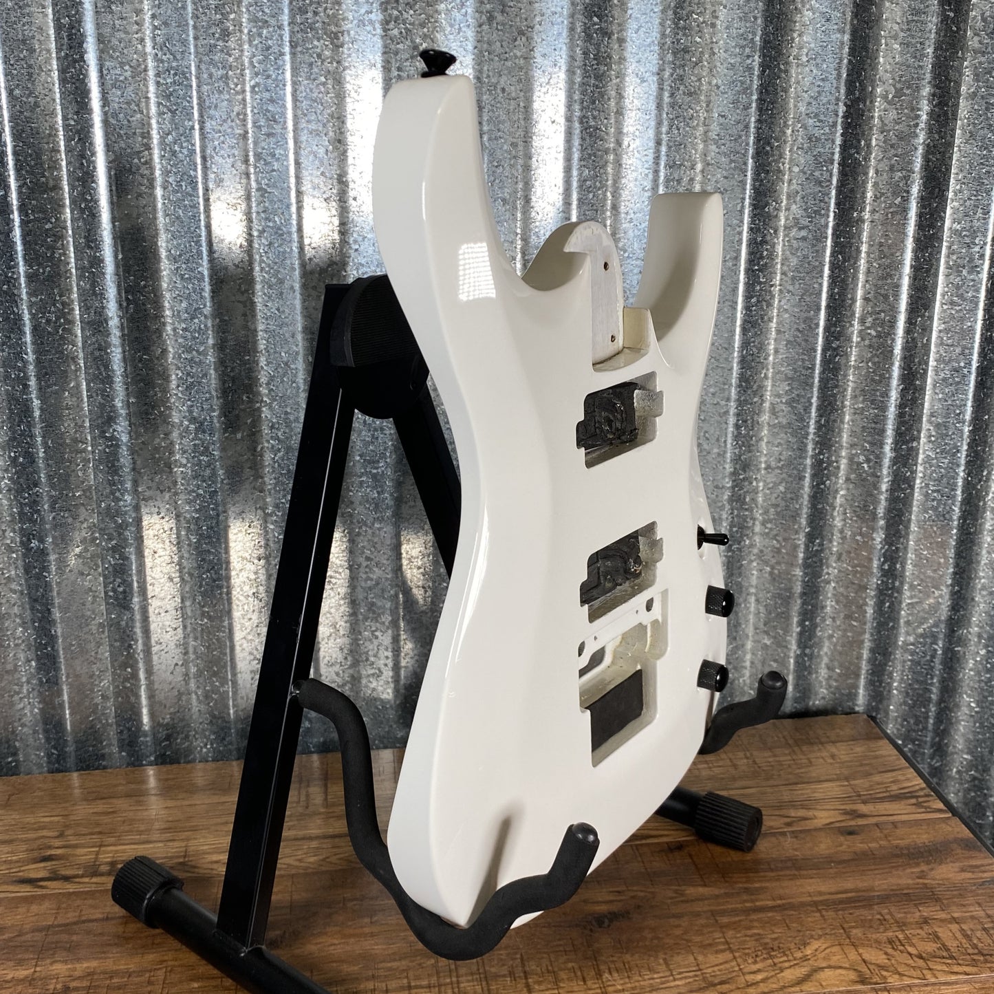 Jackson X Series DKA-R EX Dinky Archtop Extreme Snow White Guitar Body Used