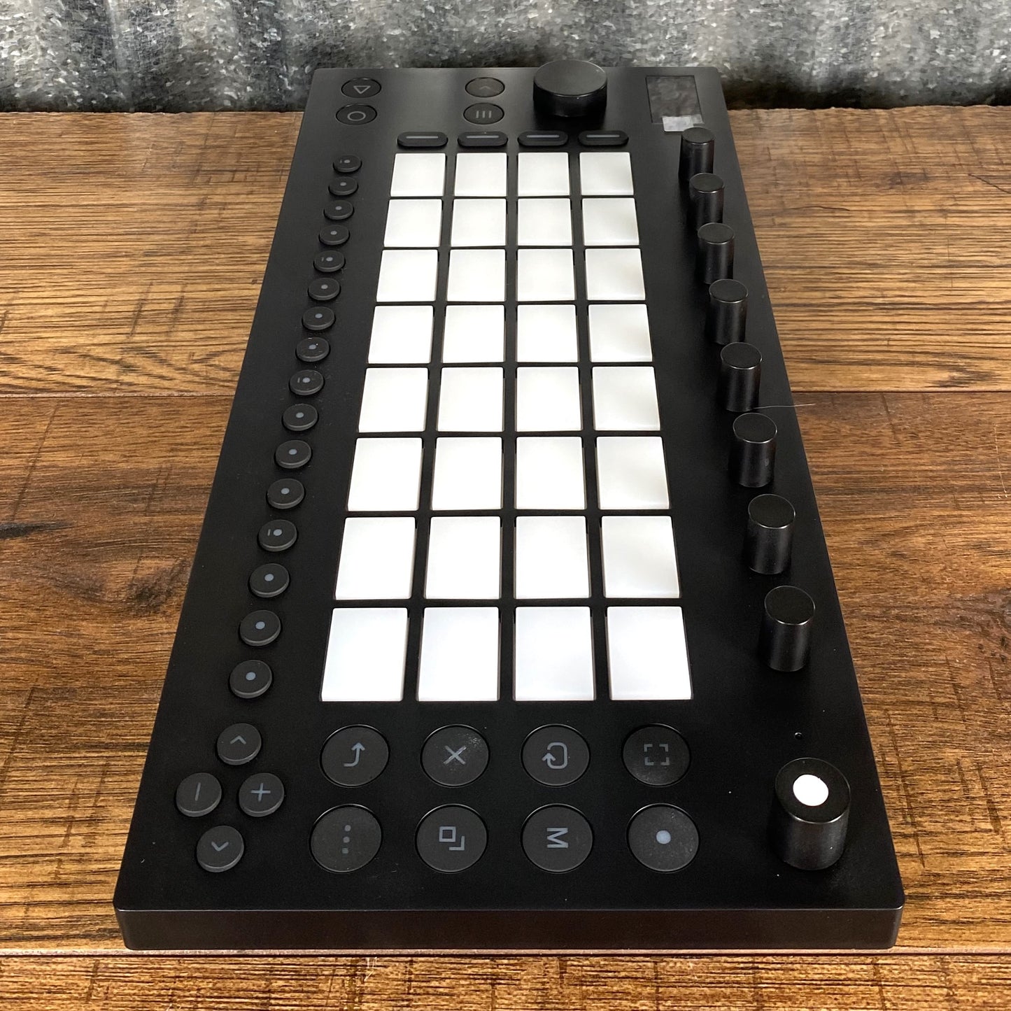 Ableton MOVE 4 Track Sampler Sequencer Drum Machine Used