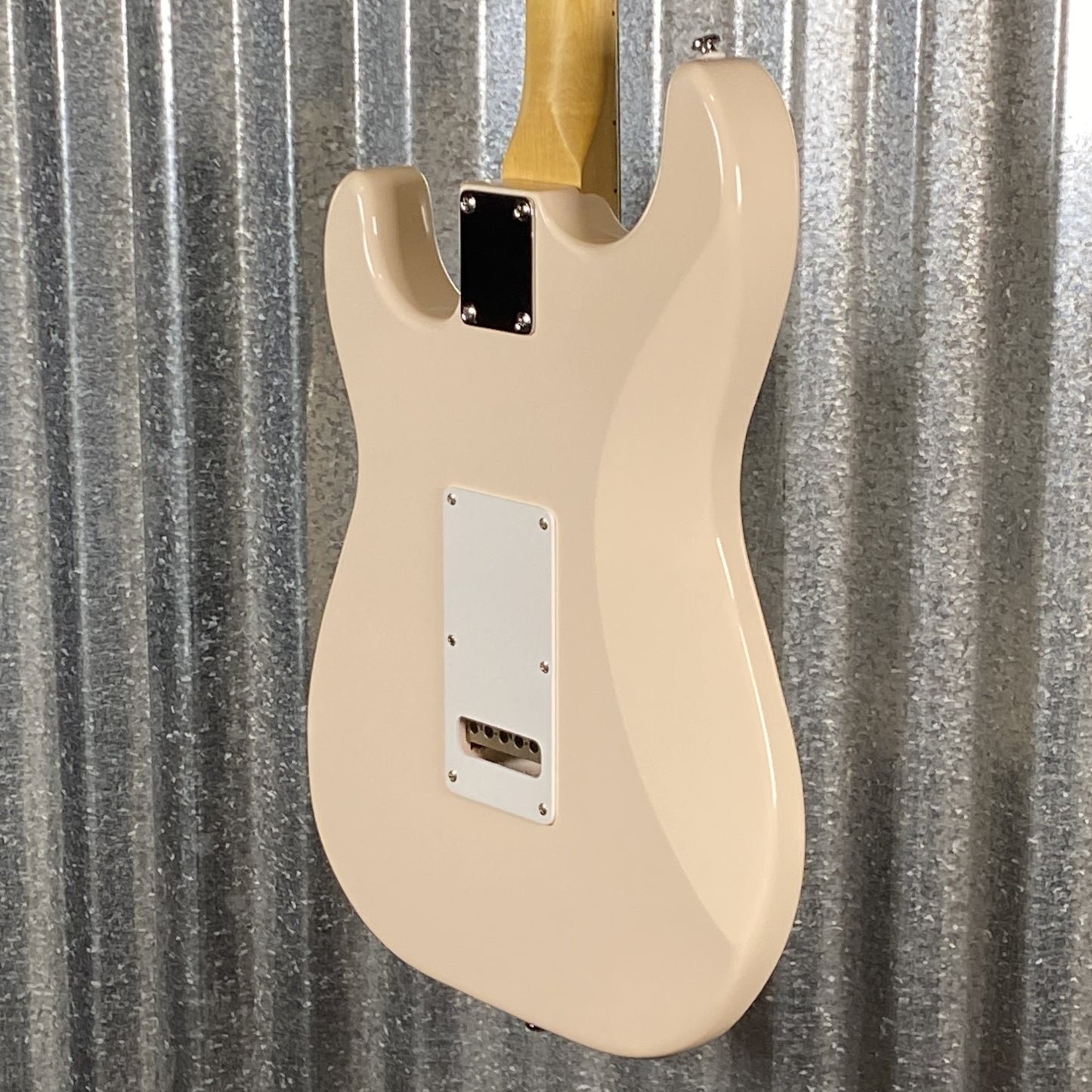 G&L Tribute Legacy White Guitar #2889 Used