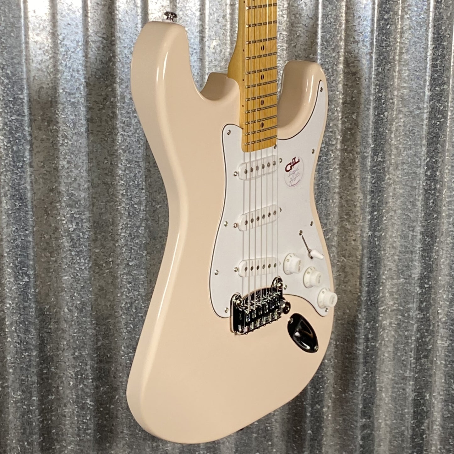 G&L Tribute Legacy White Guitar #2889 Used
