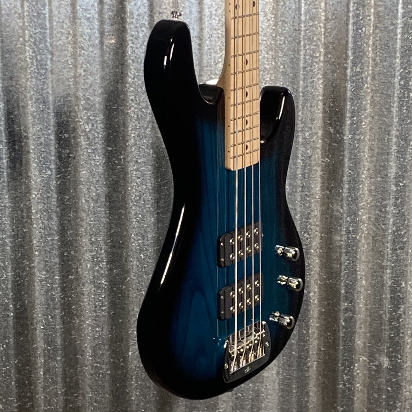 G&L Tribute L-2000 4 String Bass Blueburst L2000 #8790 Used