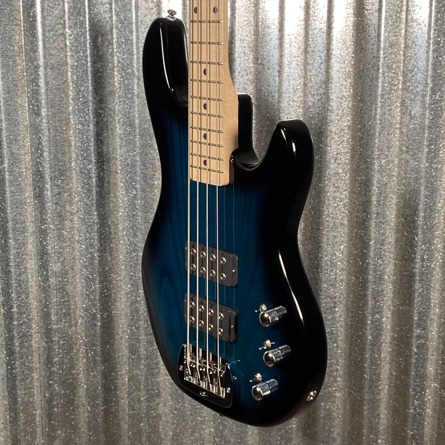 G&L Tribute L-2000 4 String Bass Blueburst L2000 #8790 Used