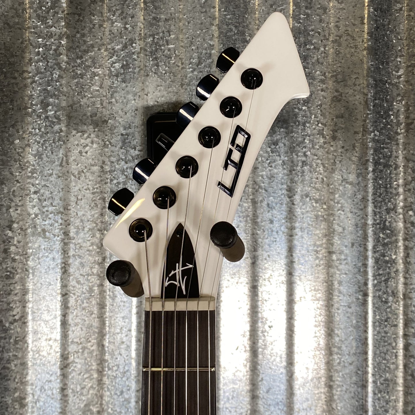 ESP LTD James Hetfield Snakebyte Snow White EMG Guitar & Case LSNAKEBYTESW #0084 Used