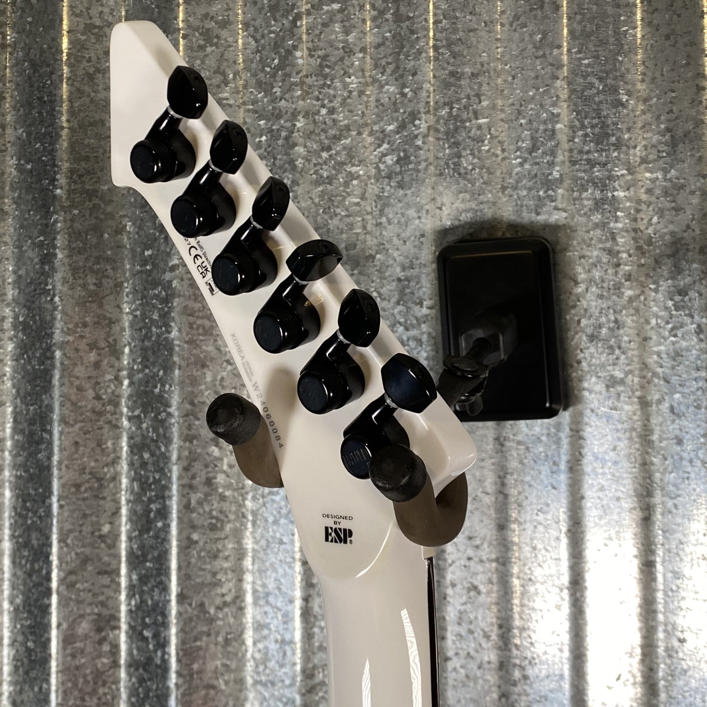 ESP LTD James Hetfield Snakebyte Snow White EMG Guitar & Case LSNAKEBYTESW #0084 Used