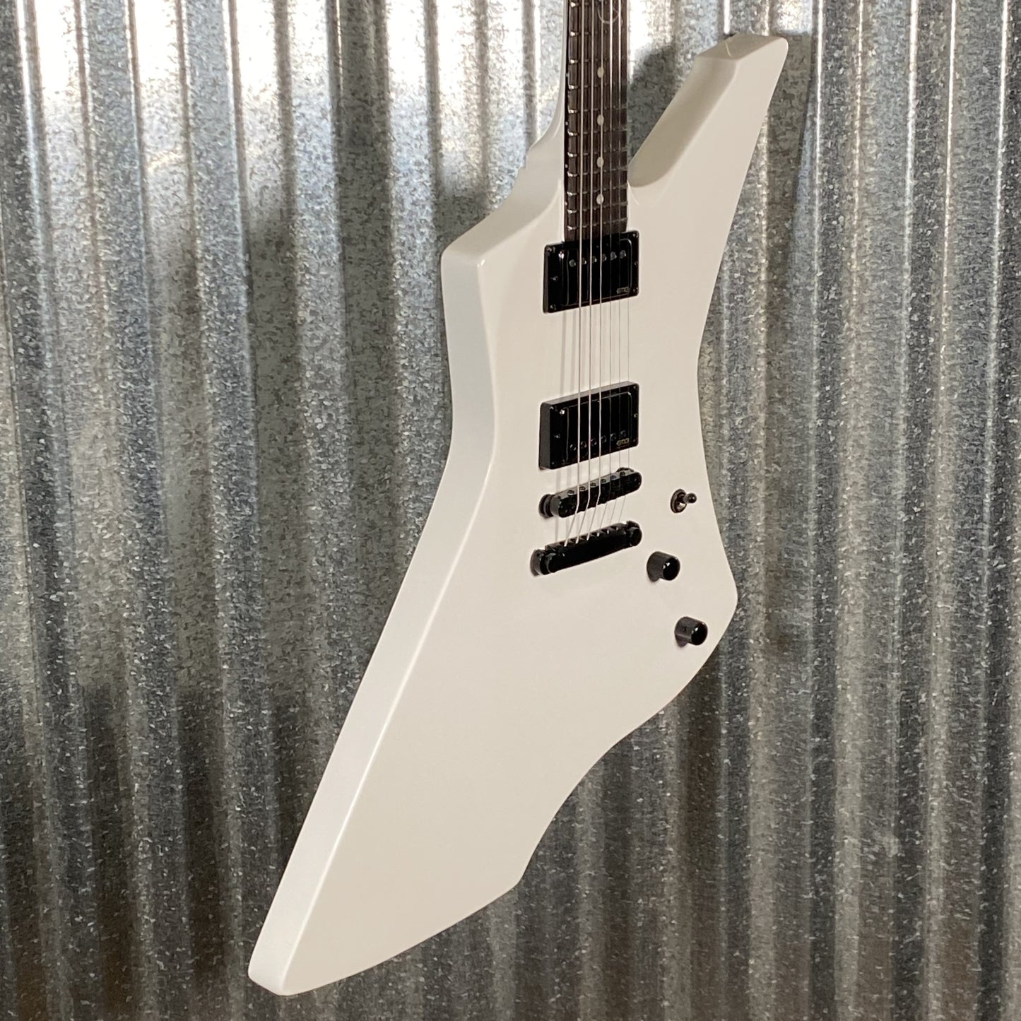 ESP LTD James Hetfield Snakebyte Snow White EMG Guitar & Case LSNAKEBYTESW #0084 Used