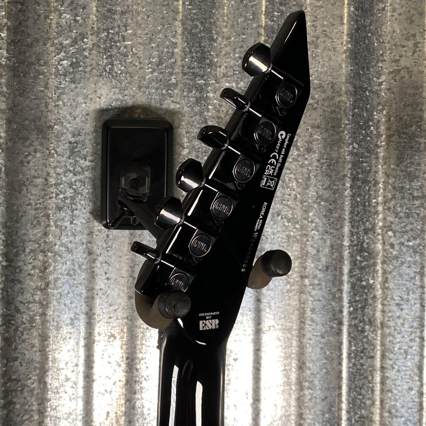 ESP LTD KH-602 Kirk Hammett EMG Black Guitar & Case LKH602 #0685 Used