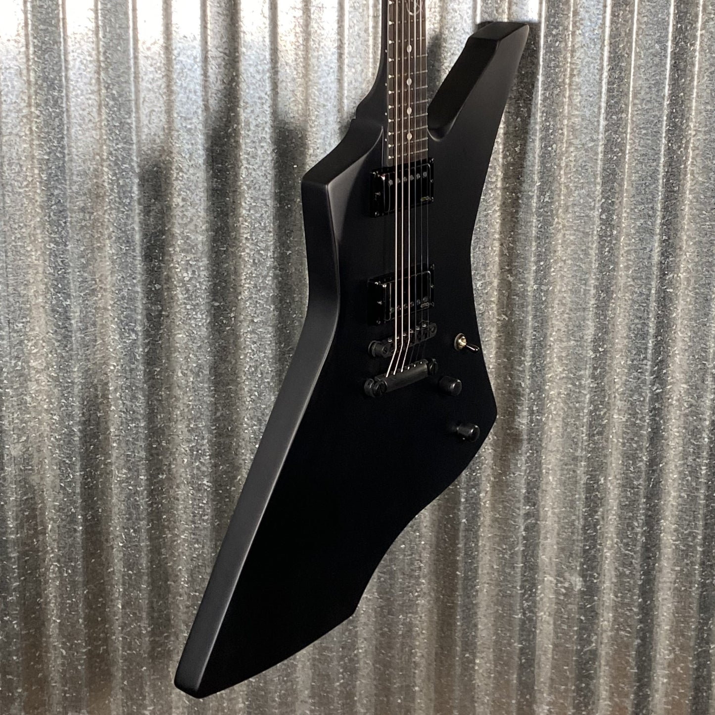 ESP LTD Snakebyte James Hetfield Black Satin EMG Guitar & Case LSNAKEBYTEBLKS #0246 Used