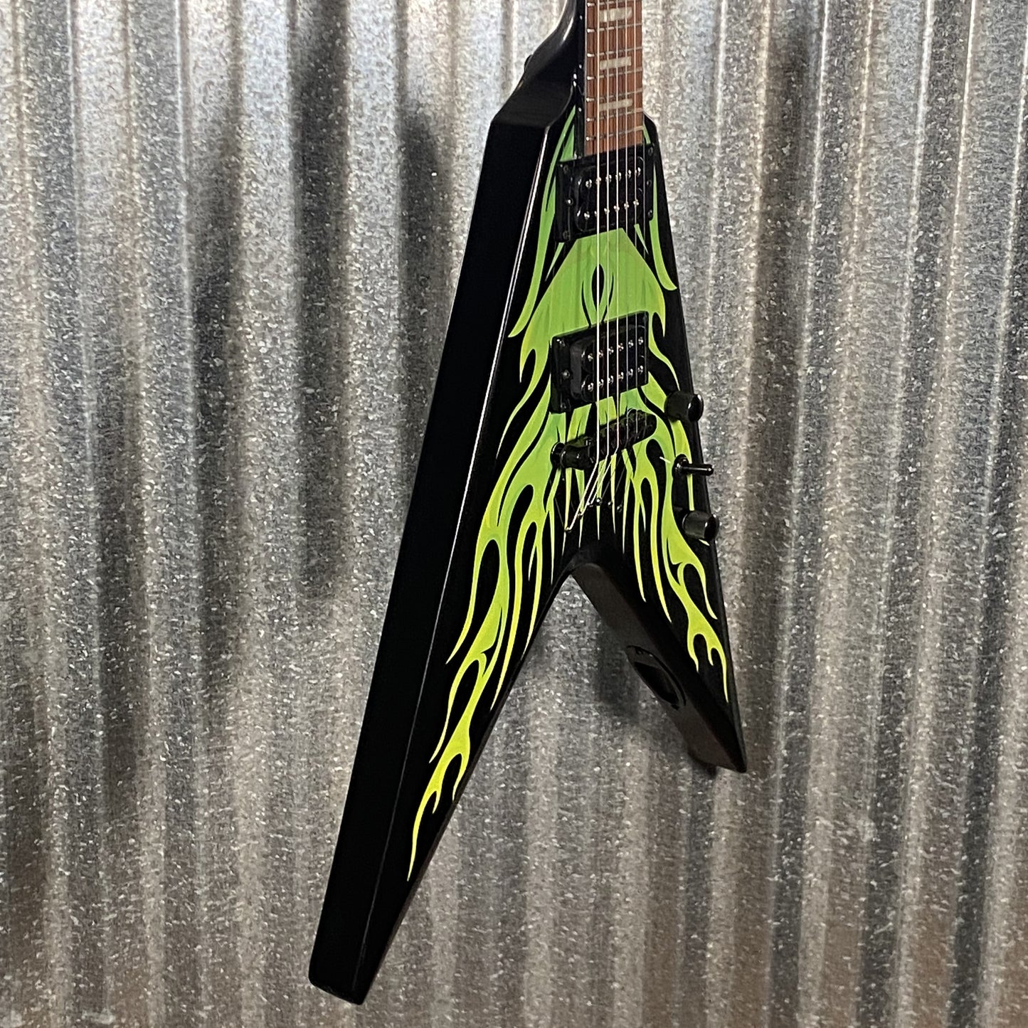 Westcreek Guitars Cerberus CB-2 V Hot Green Flame #0011 Used