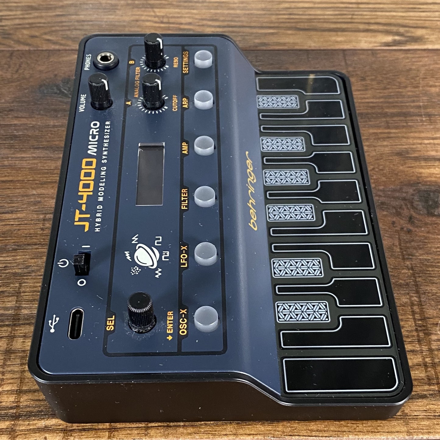 Behringer JT-4000 Micro 4 Voice Hybrid Modeling Synthesizer Used