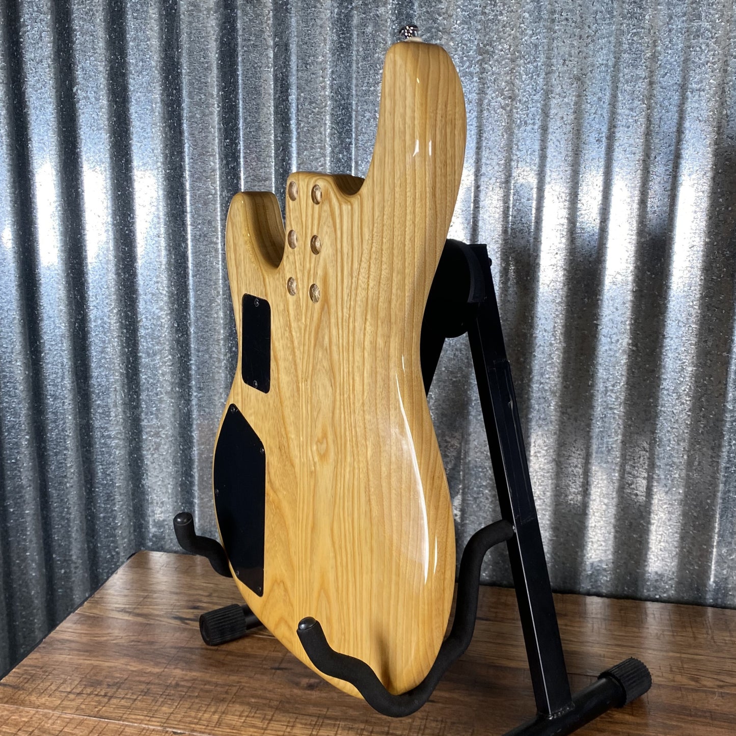 G&L Tribute MJ4 Natural Ash 4 String Bass Body Only Used