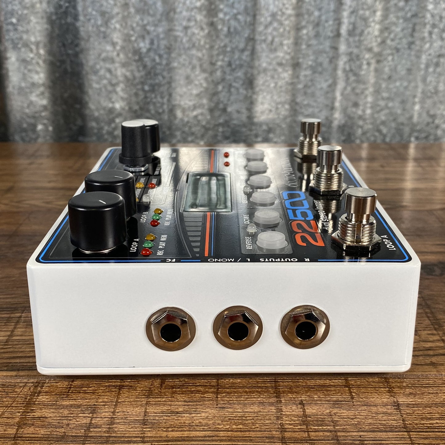 bass looper pedal Electro-Harmonix EHX 22500 Dual Stereo Looper Guitar & Bass Effect Pedal Demo