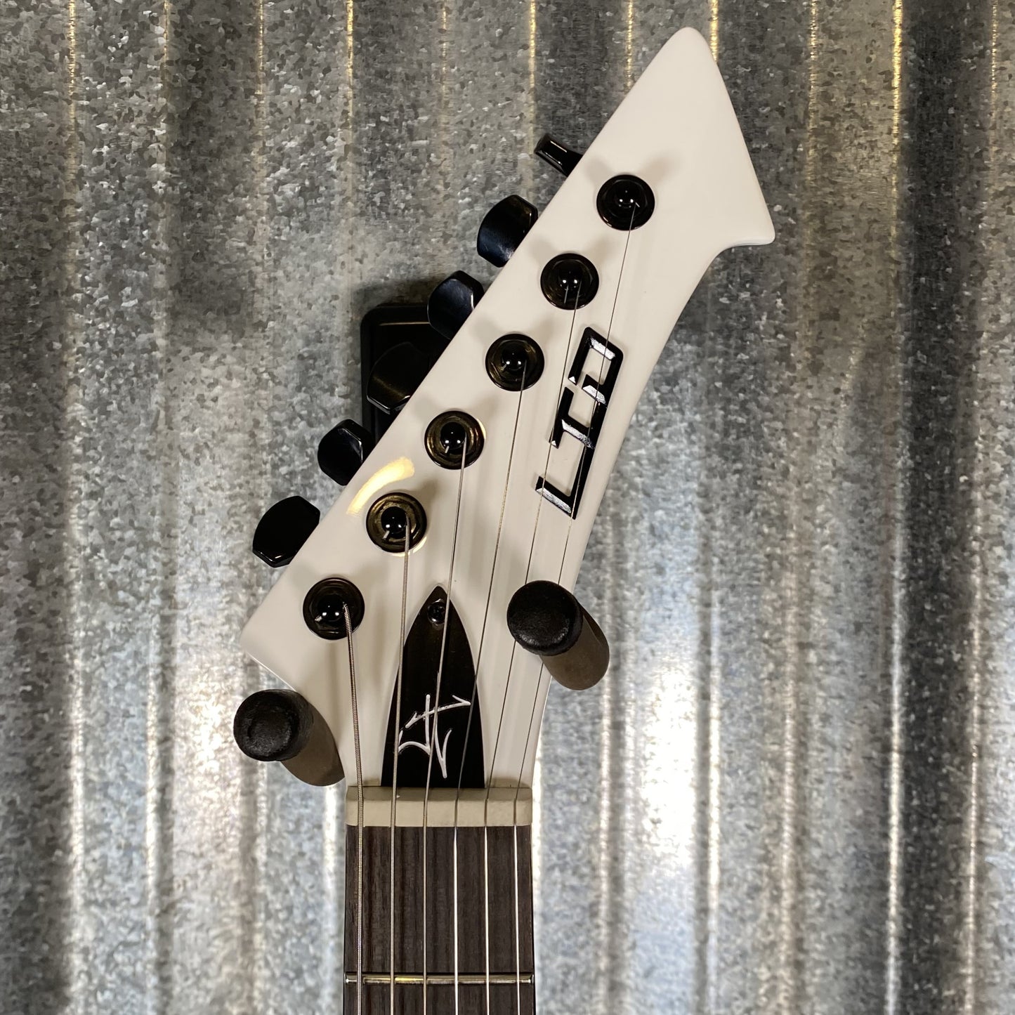 ESP LTD James Hetfield Snakebyte Snow White EMG Guitar & Case LSNAKEBYTESW #0241 Used