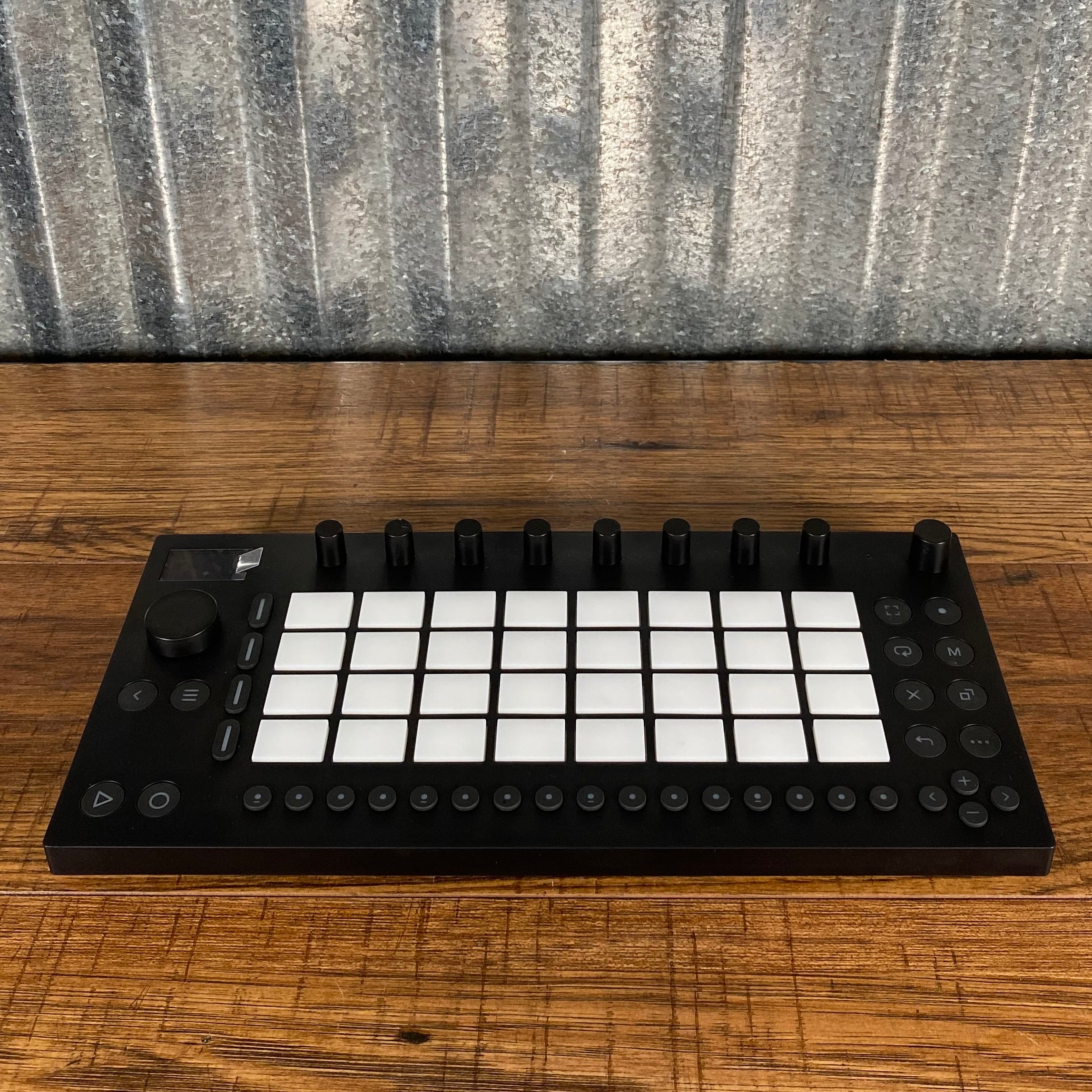 Ableton MOVE 4 Track Sampler Sequencer Drum Machine Used