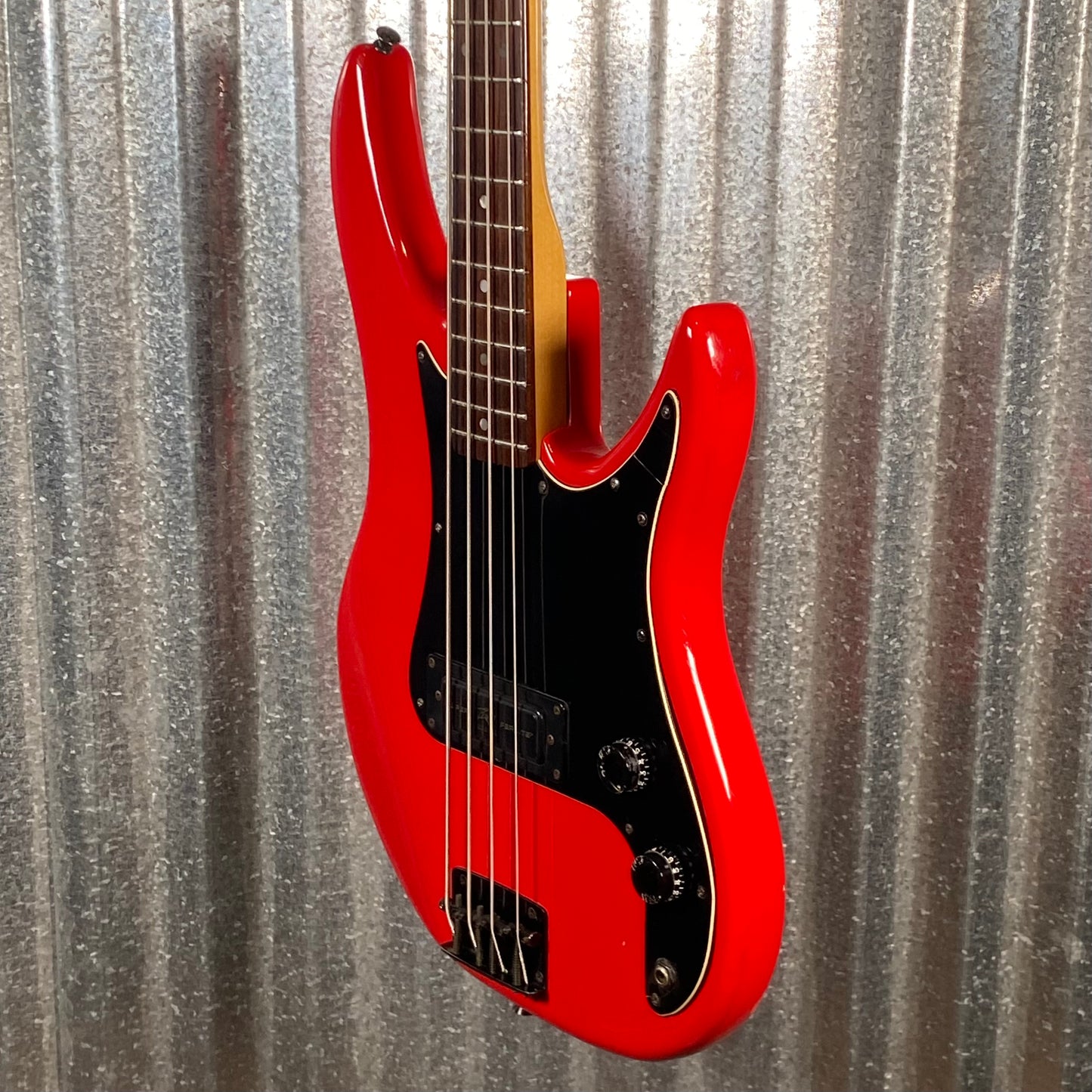 Peavey USA 1987 Patriot 4 String Bass Red #8188 Used