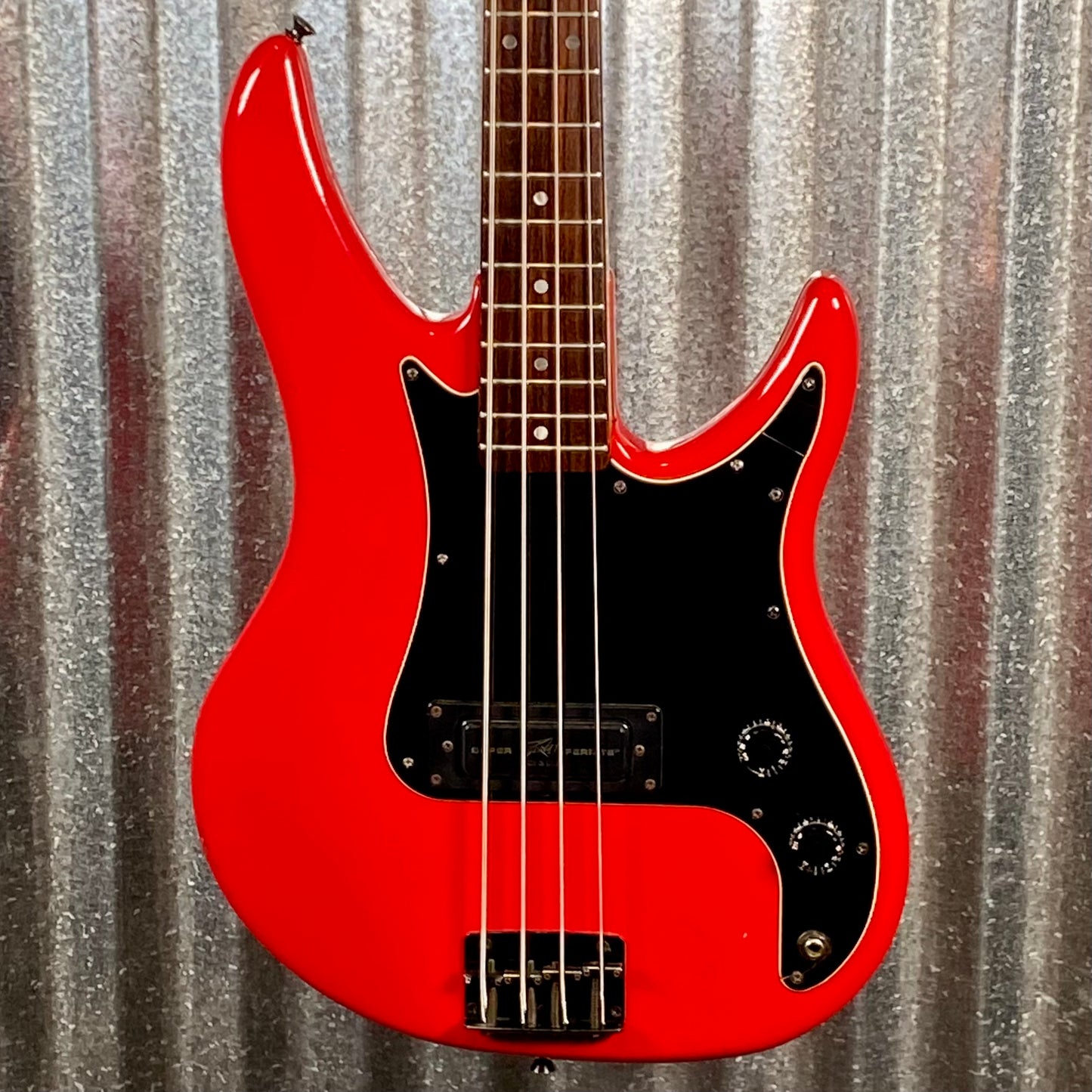 Peavey USA 1987 Patriot 4 String Bass Red #8188 Used