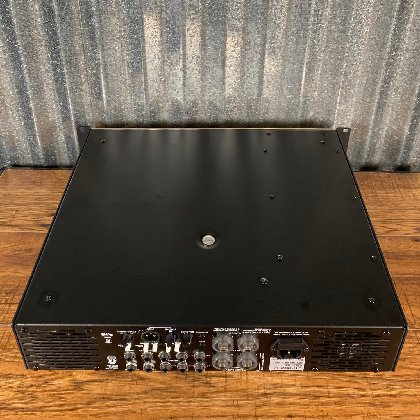 Eden WTP900 World Tour 900 Watt Stereo Bass Amplifier Head Used