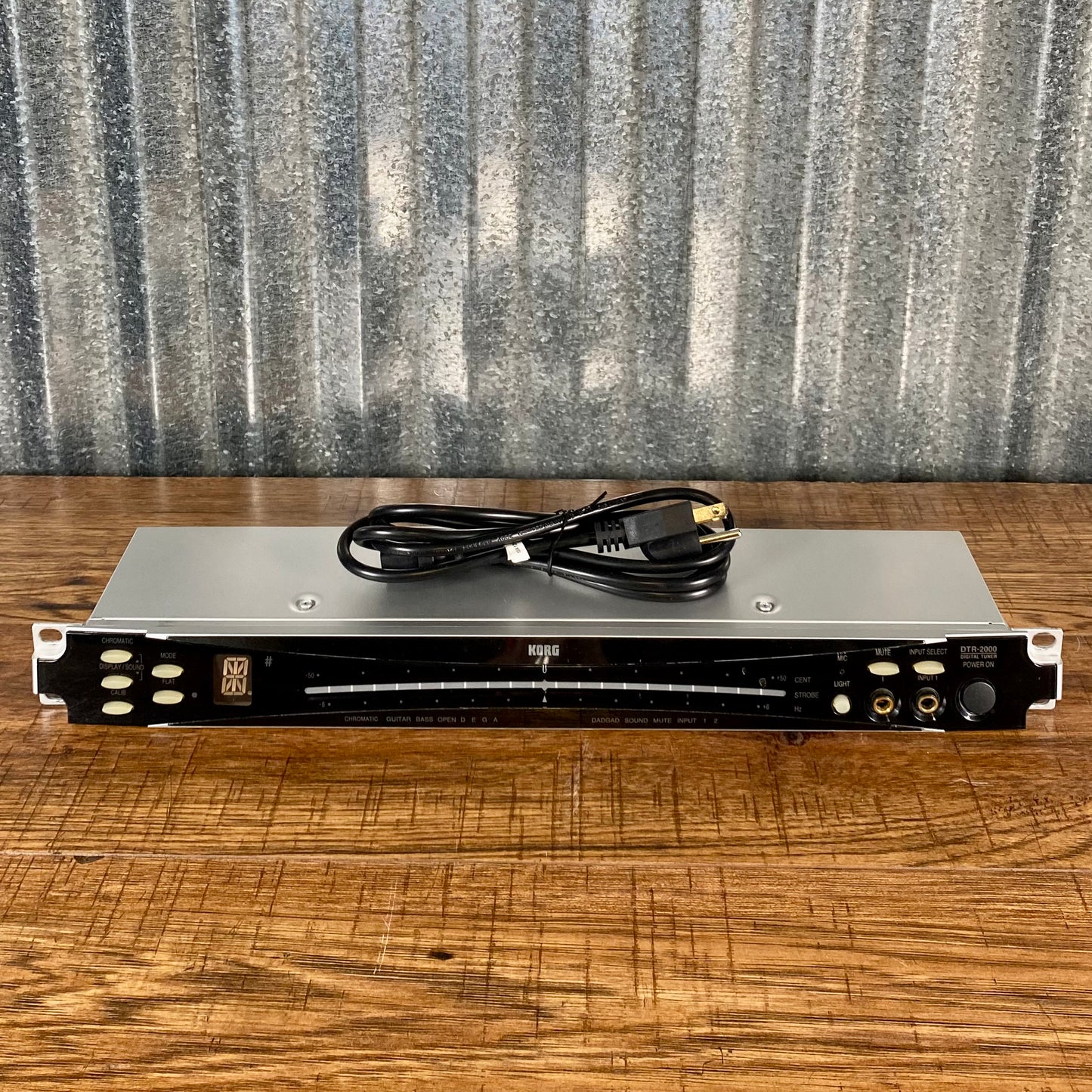 Korg DTR-2000 Chromatic Single Space Rack Tuner Used