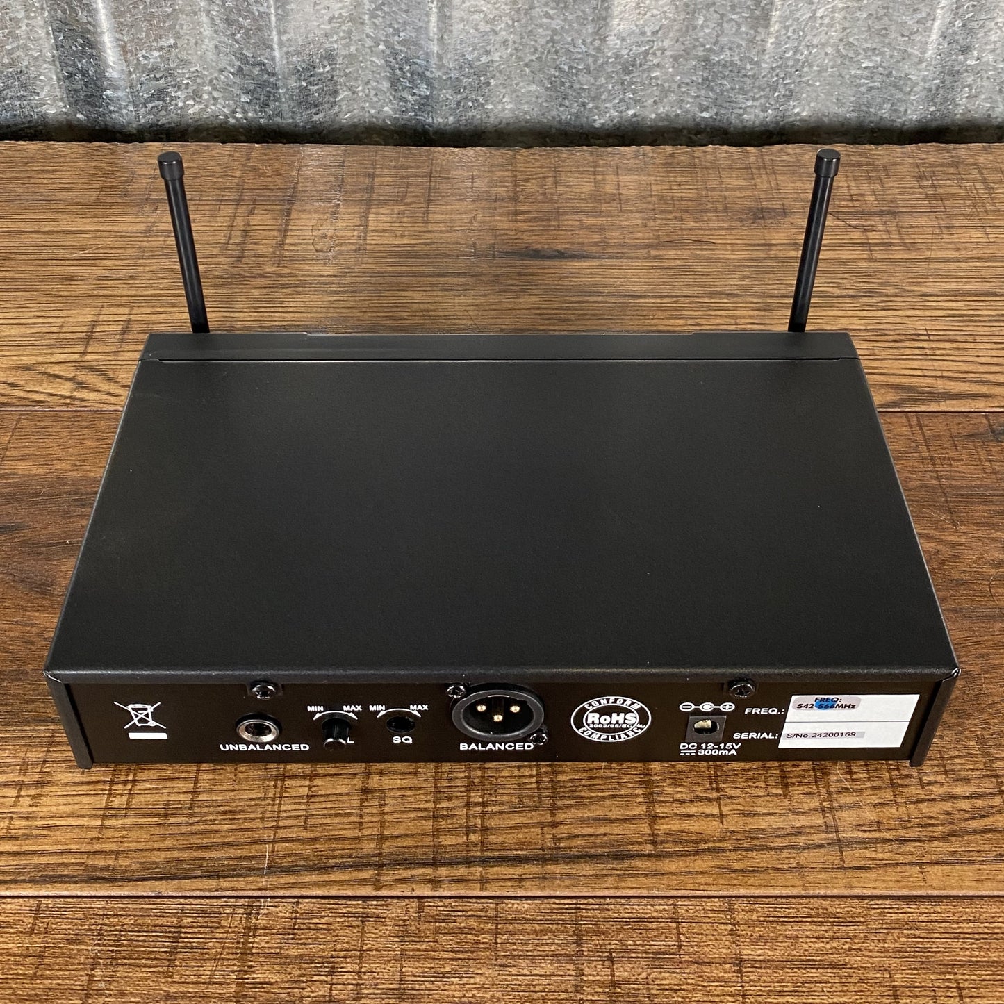 CAD Audio WX1610G Stageselect UHF Wireless Headset Lav Guitar Body Pack System Open Box