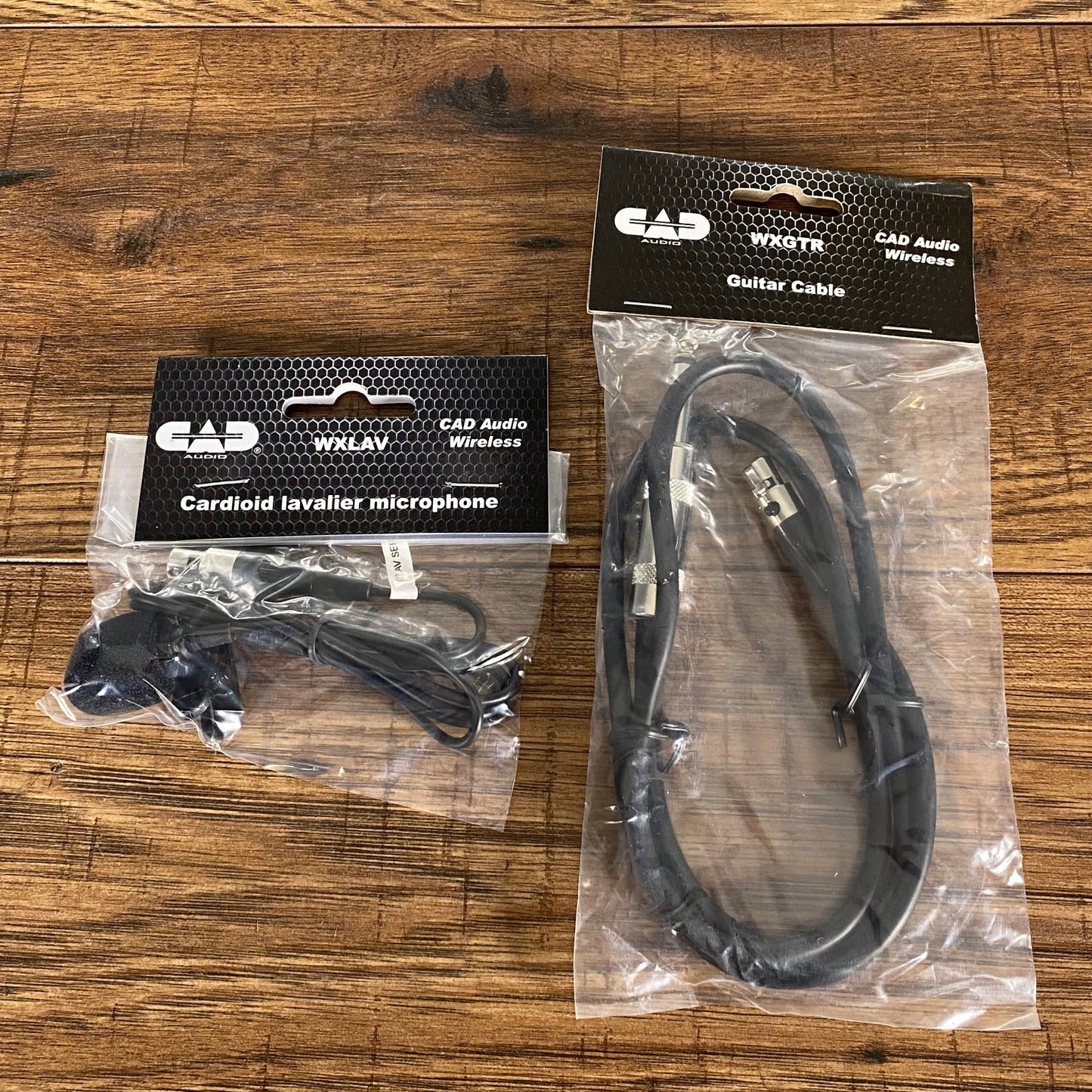 CAD Audio WX1610G Stageselect UHF Wireless Headset Lav Guitar Body Pack System Open Box