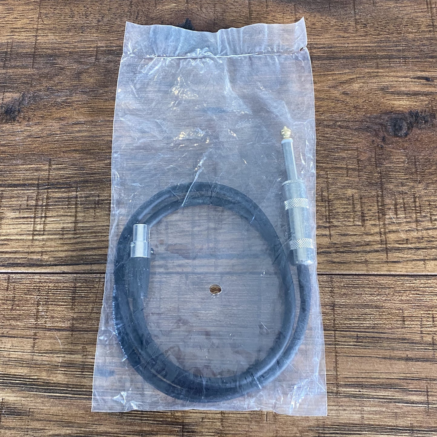 CAD Audio WX1610G Stageselect UHF Wireless Headset Lav Guitar Body Pack System Open Box