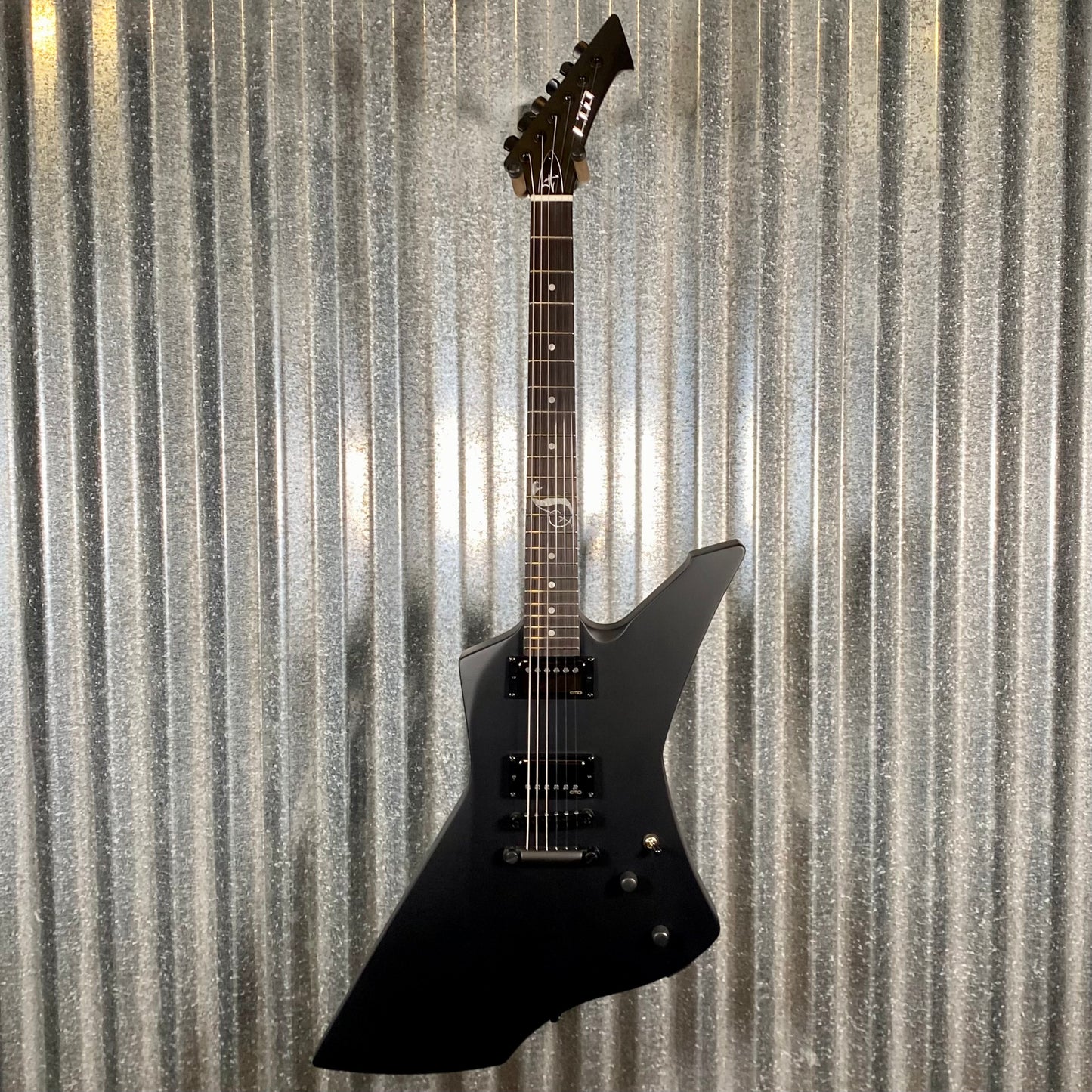 ESP LTD Snakebyte James Hetfield Black Satin EMG Guitar & Case LSNAKEBYTEBLKS #1577 Used