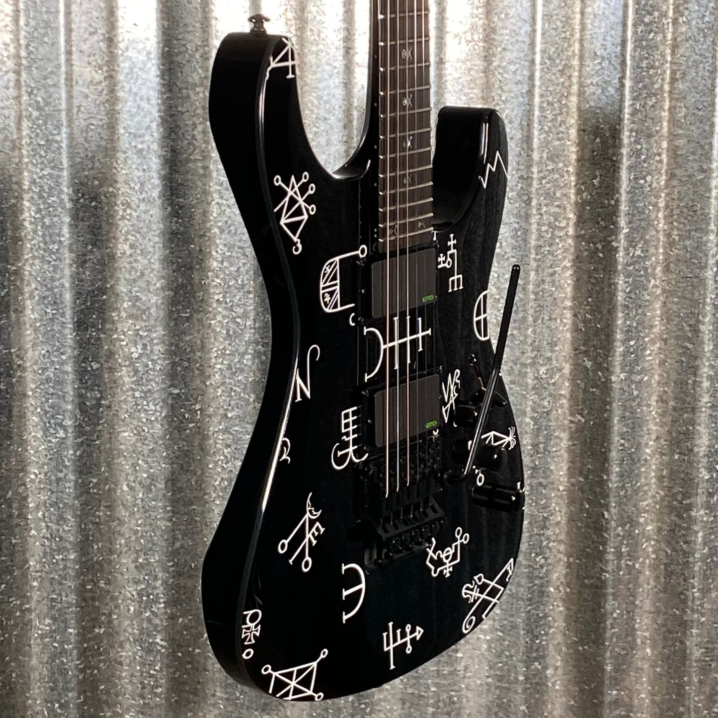 ESP LTD Demonology KIRK HAMMETT Guitar & Case LKHDEMON #0758 Used