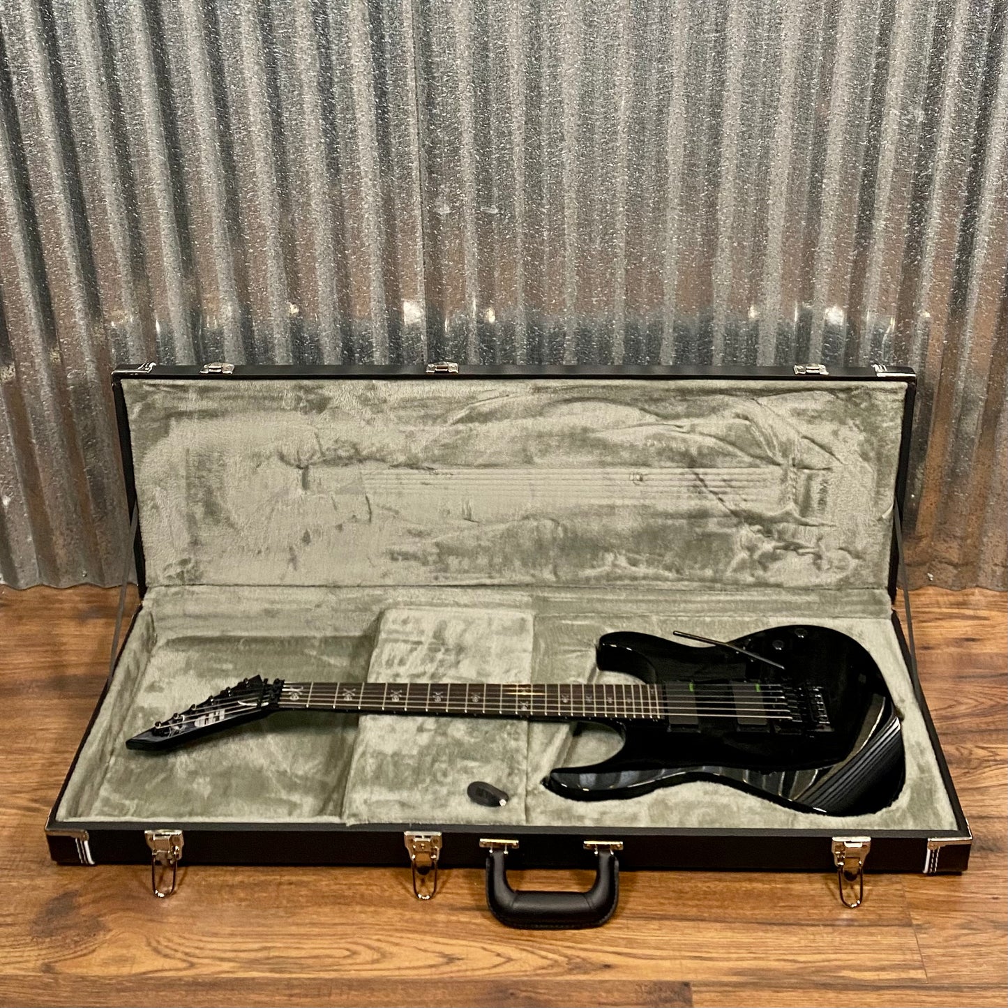 ESP LTD KH-602 Kirk Hammett EMG Black Guitar & Case LKH602 #0781 Used