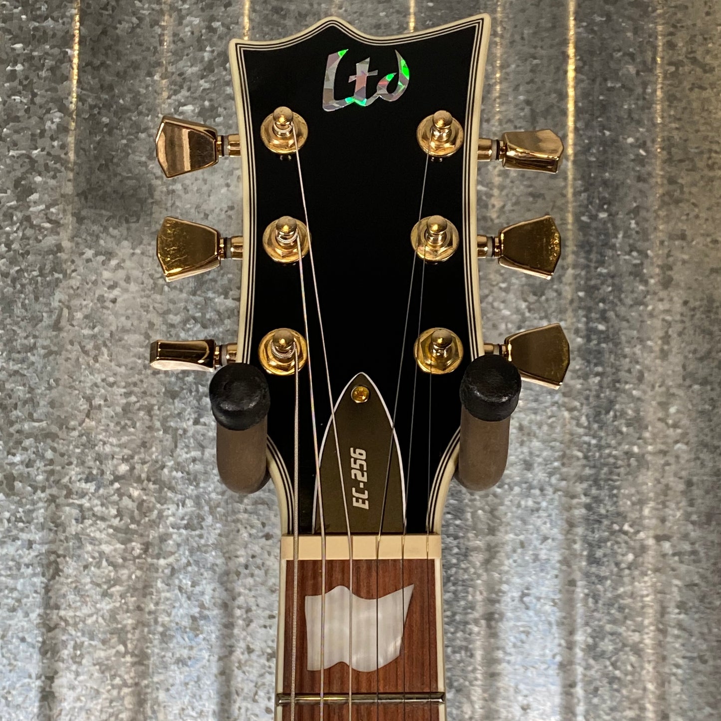 ESP LTD EC-256 Eclipse Black Guitar & Bag LEC256BLK #1486 Used