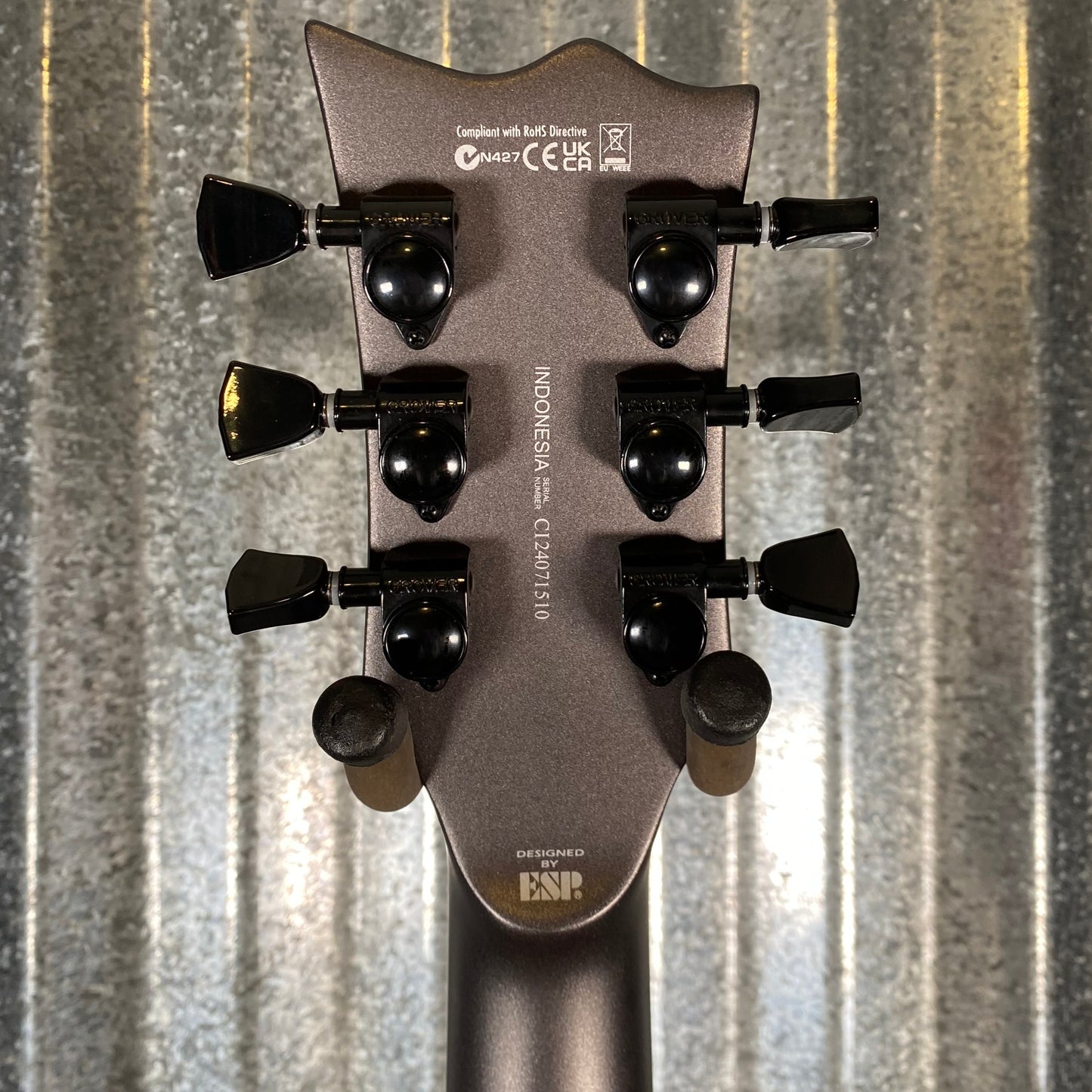 ESP LTD Viper-1000 Evertune Charcoal Metallic Satin EMG Guitar LVIPER1000ETCHMS #1510 Used