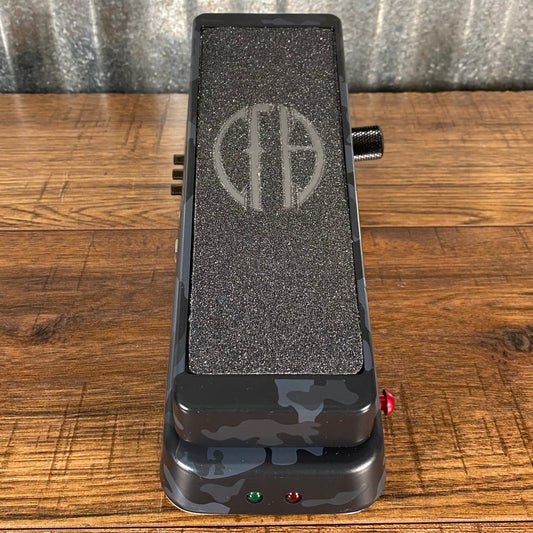 Dunlop DB01B Dimebag Cry Baby From Hell Wah Guitar Effect Pedal B Stock