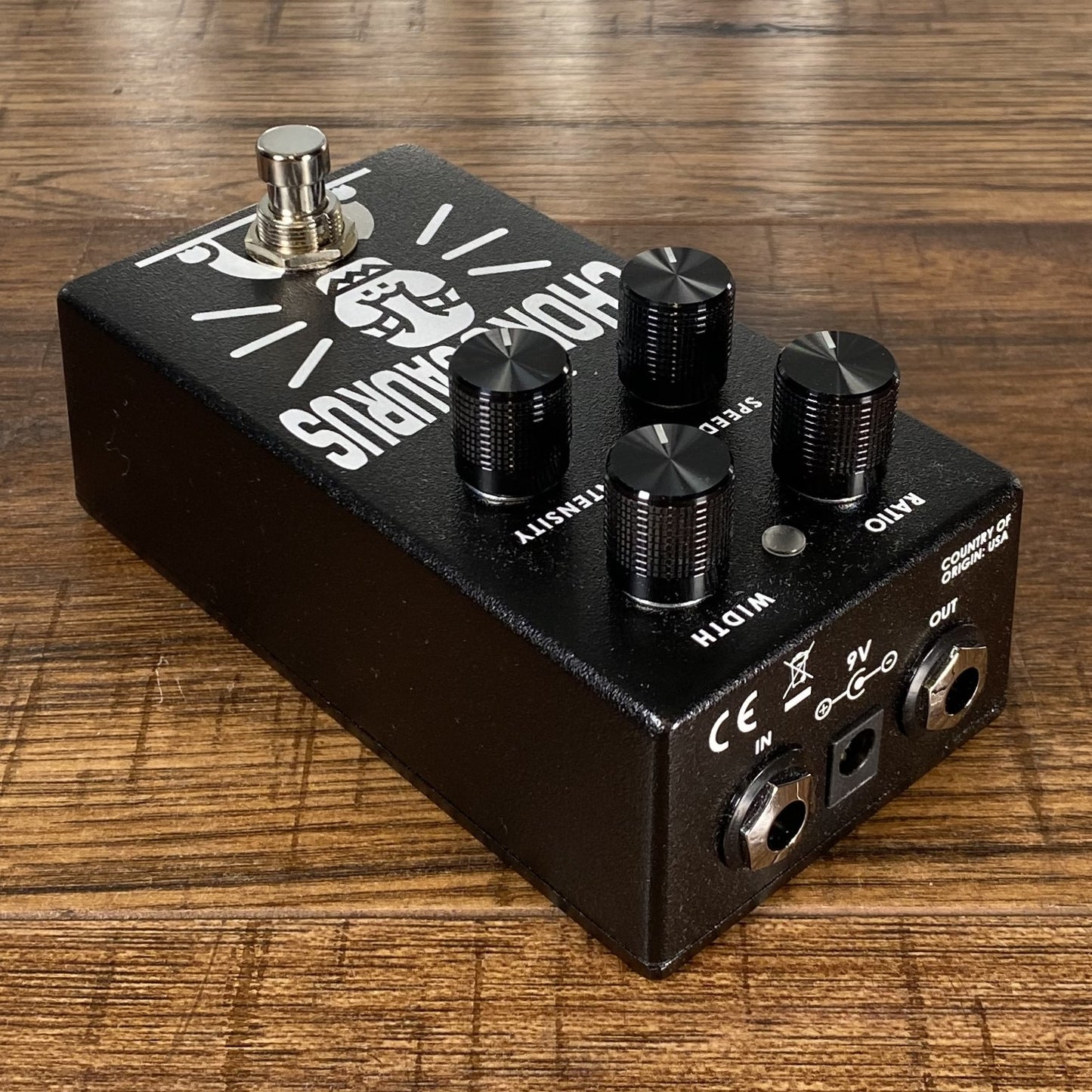 Aguilar Chorusaurus v2 Bass Chorus Effect Pedal Demo