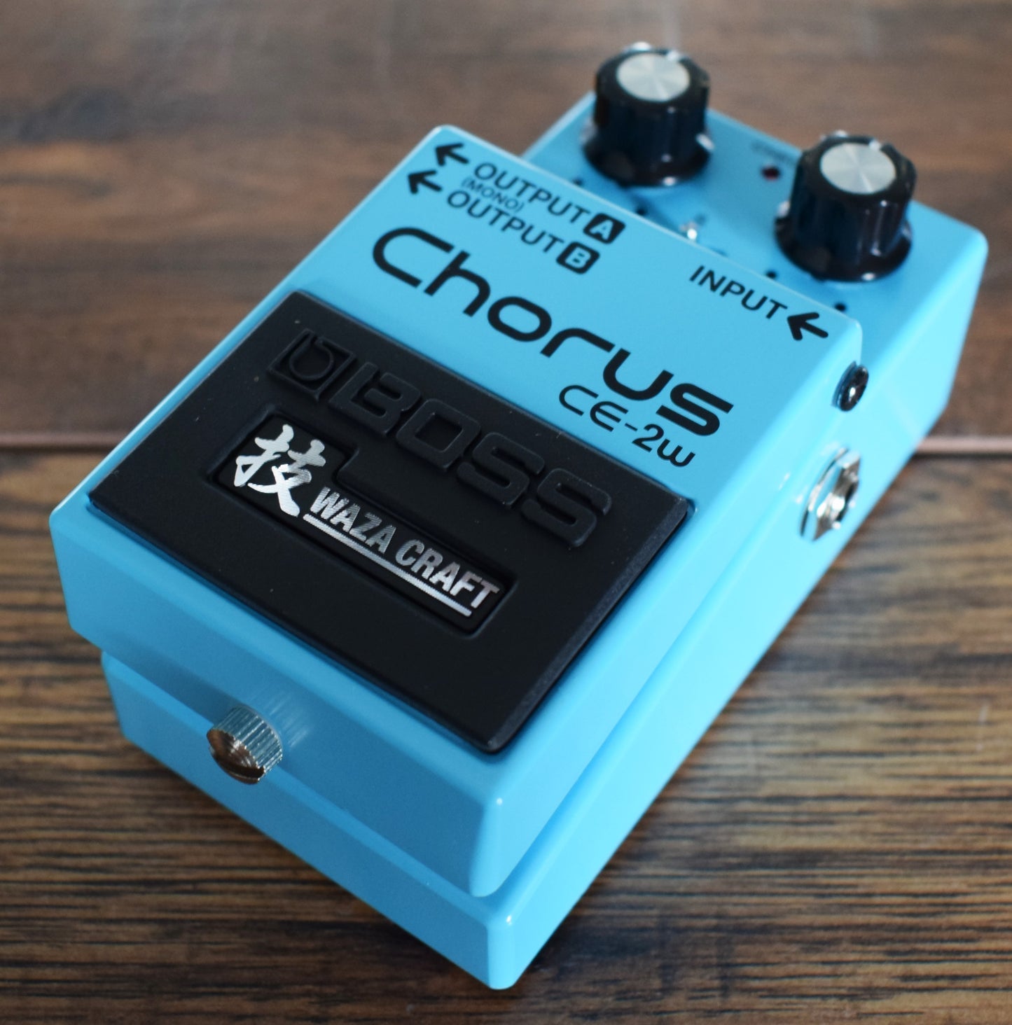 Boss CE-2W Waza Craft Chorus Guitar Effect Pedal Demo